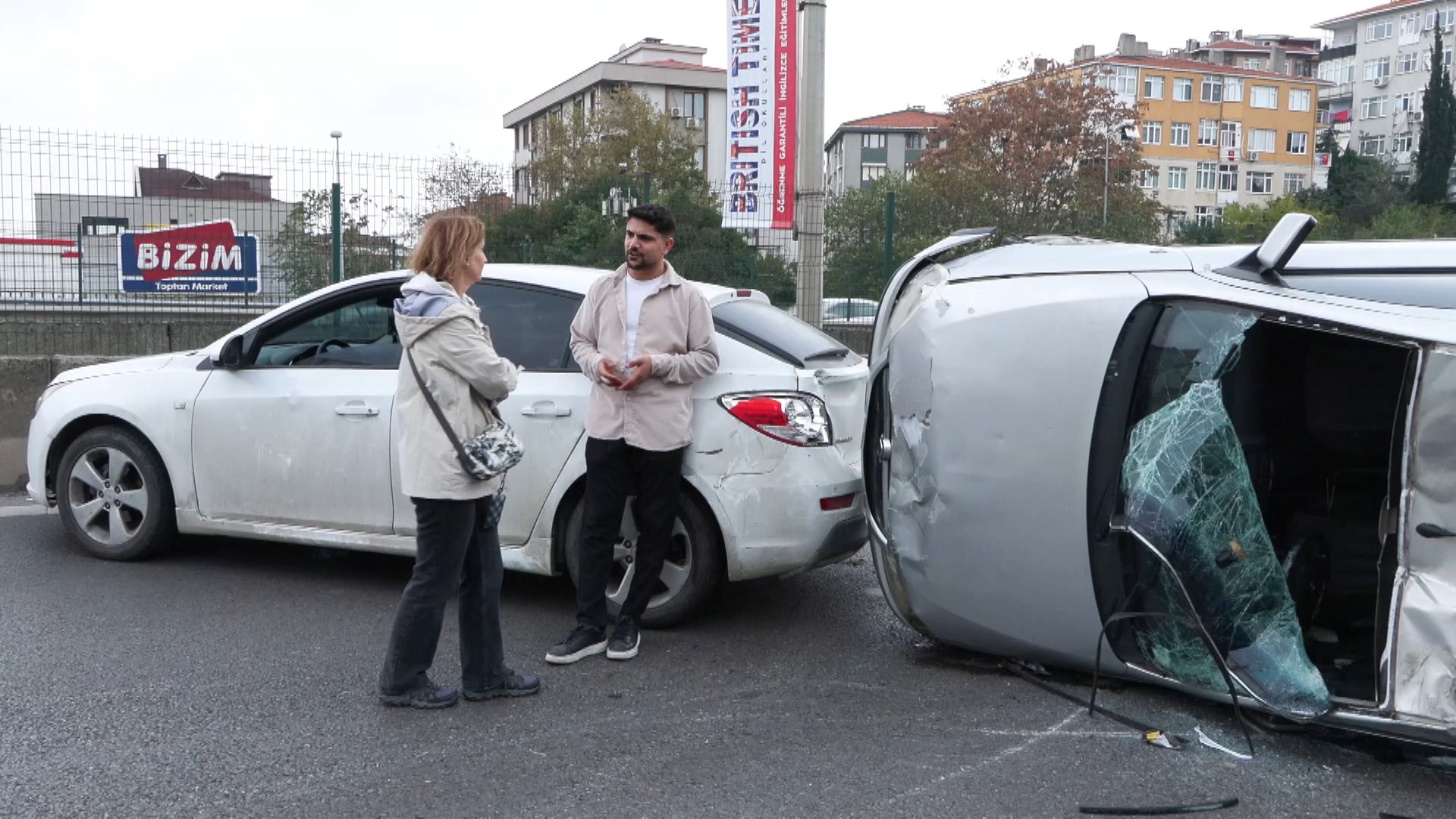 I S T A N B U L K A D I K O Y ' D E A V R A S Y A T U N E I G I R I 1000469 296850