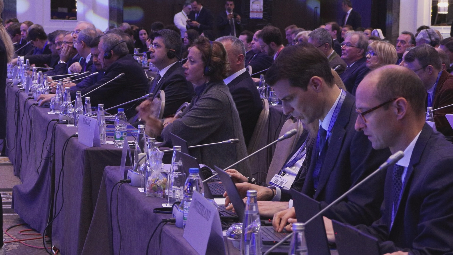 I S T A N B U L N U M A N K U T U L M U S C I F T E S T A N D A R 1019671 302543