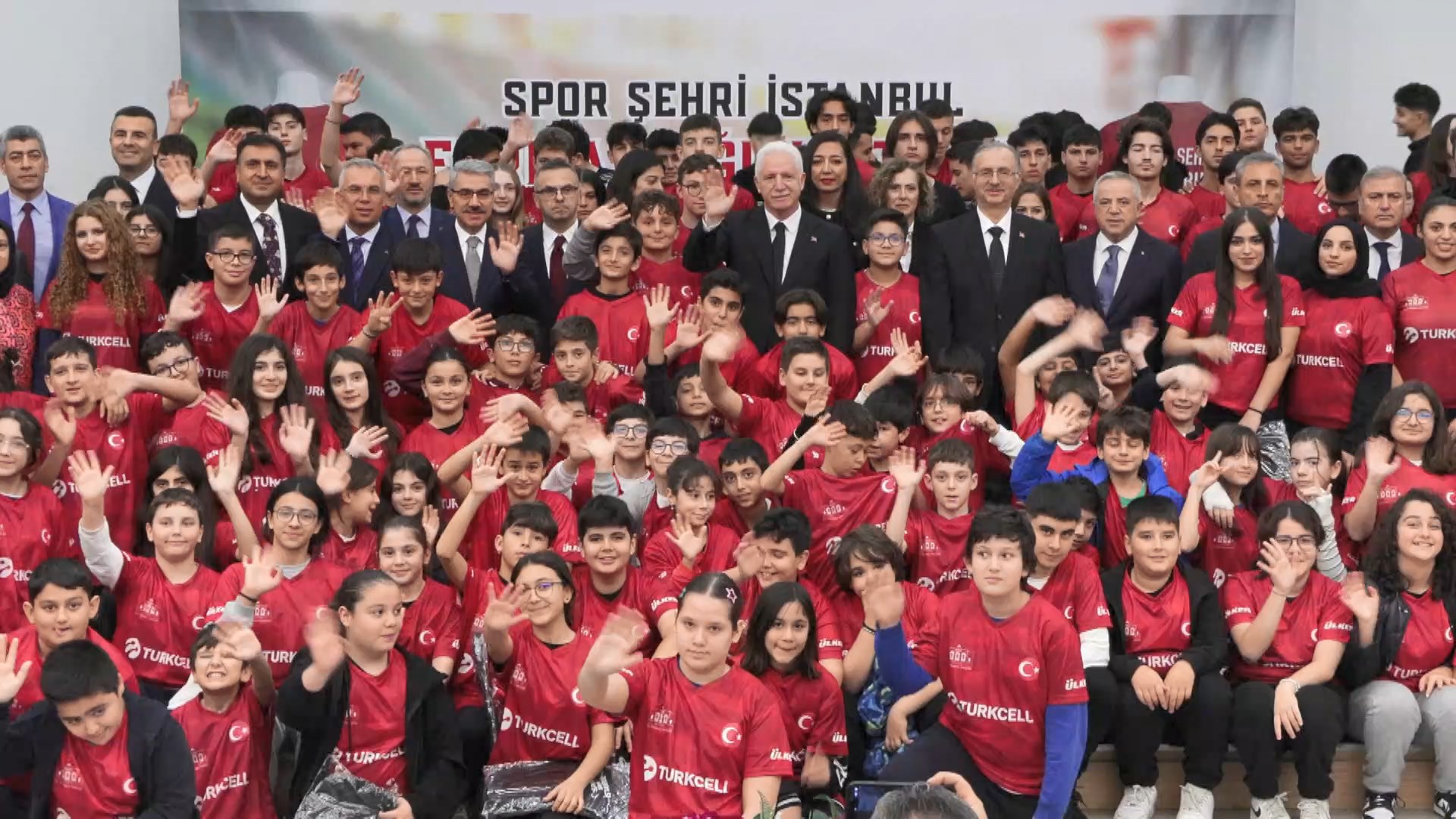 I S T A N B U L V A L I G U L H E D E F I M I Z I S T A N B U L 1026303 304538