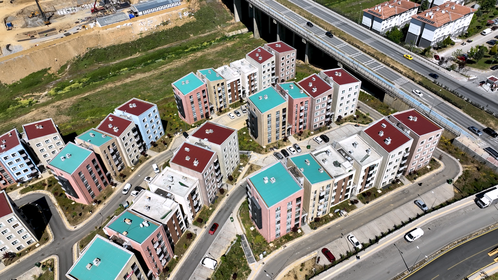 B A K A N K U R U M’ D A N B A S A K S E H I R S O S Y A L K O N U T 1060040 314591