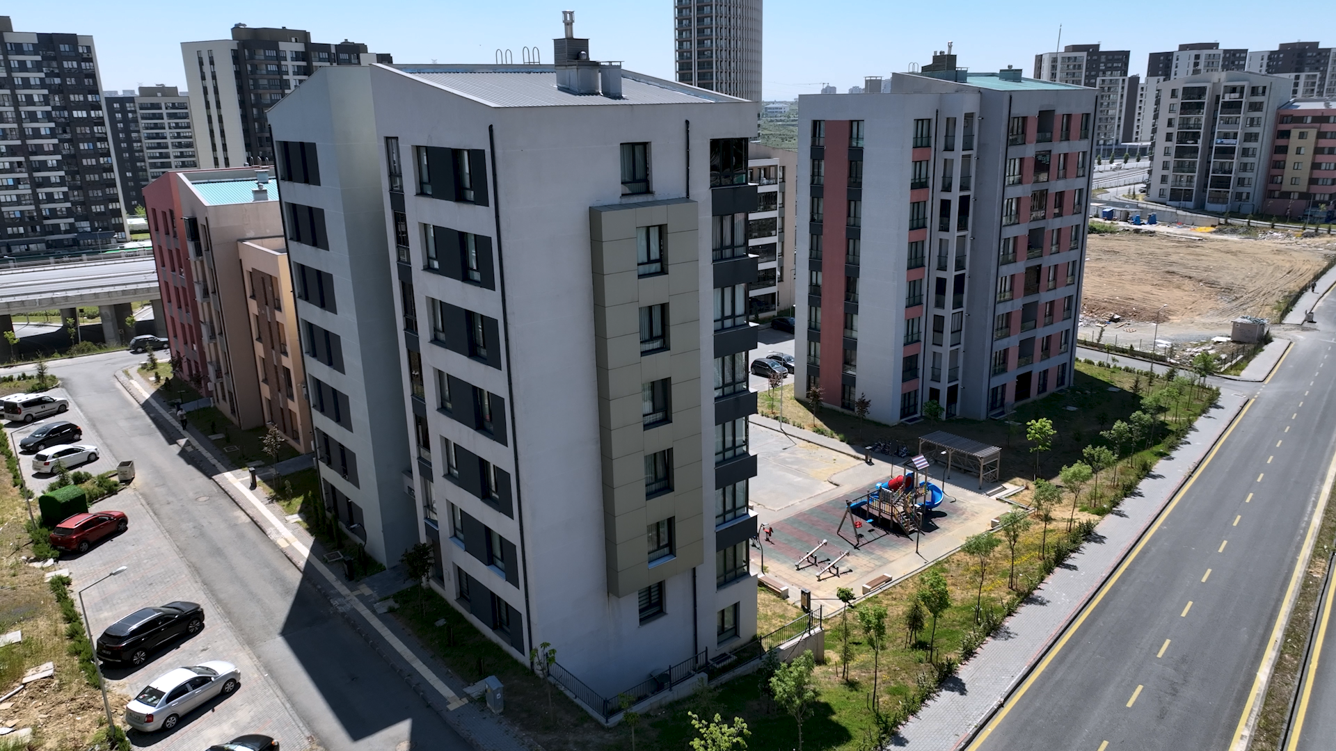 B A K A N K U R U M’ D A N B A S A K S E H I R S O S Y A L K O N U T 1060041 314591