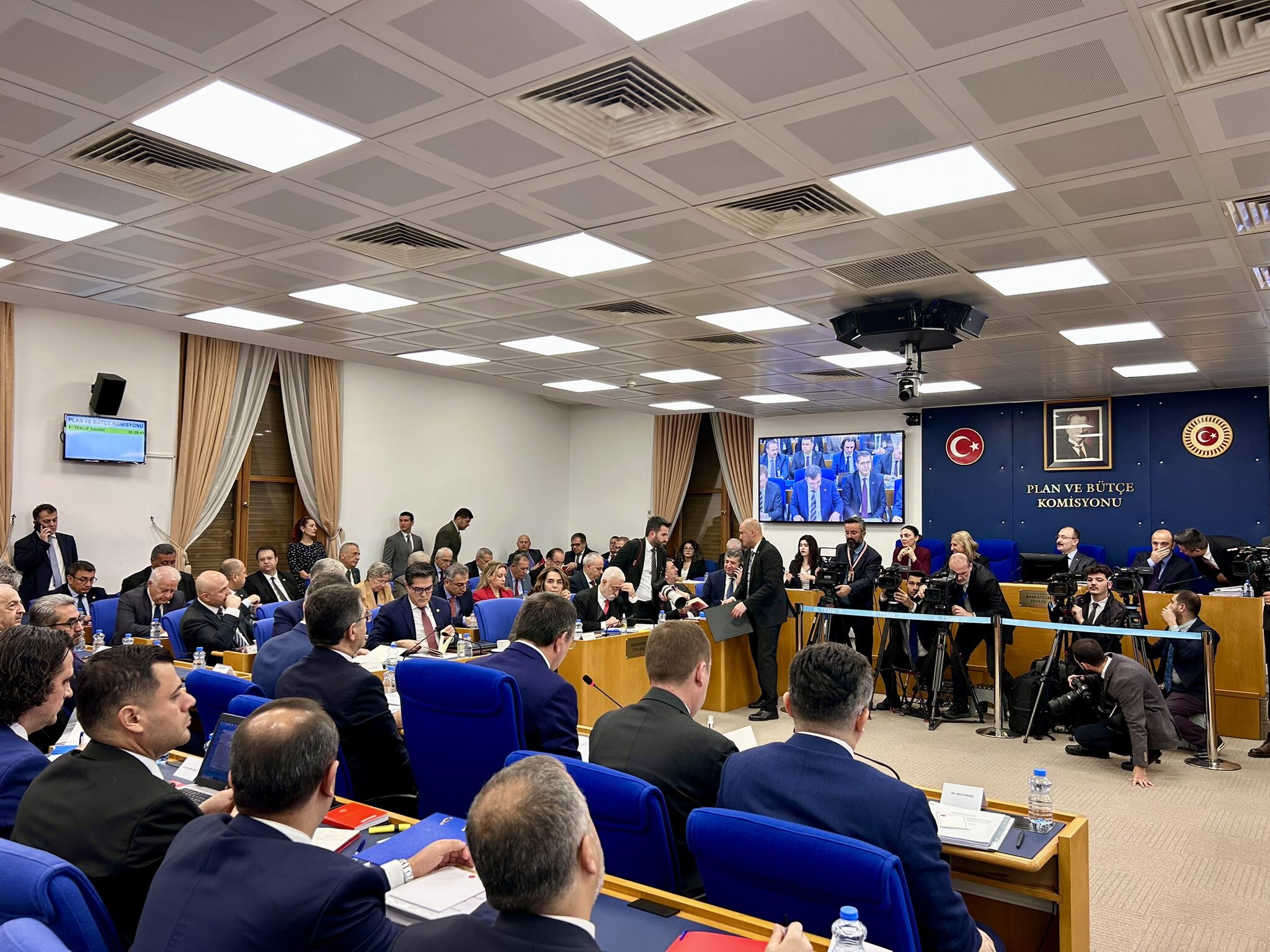 C E V D E T Y I L M A Z S A V U N M A S A N A Y I N D E Y E R L I L I 1041880 309167