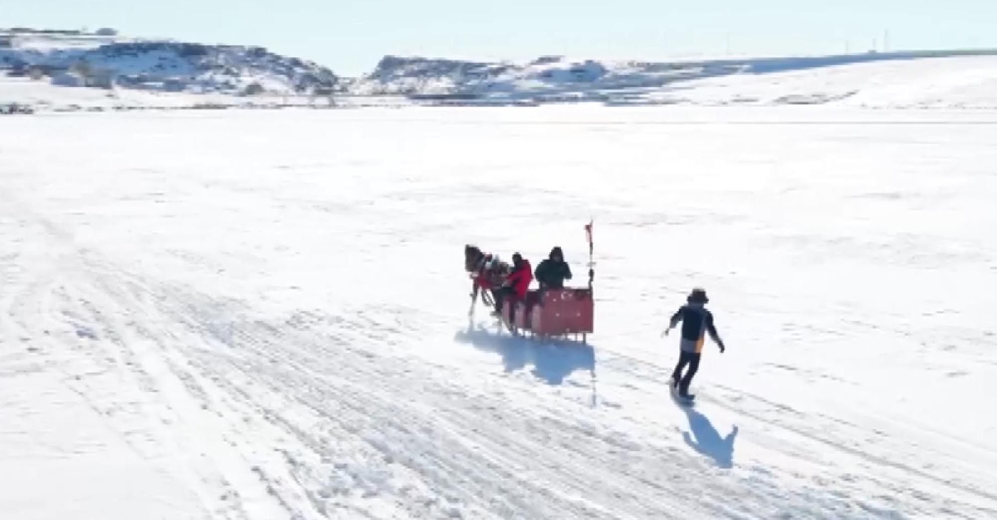 C I L D I R G O L U N D E A T L I K I Z A K L A S N O W B O A R D 1089200 323335