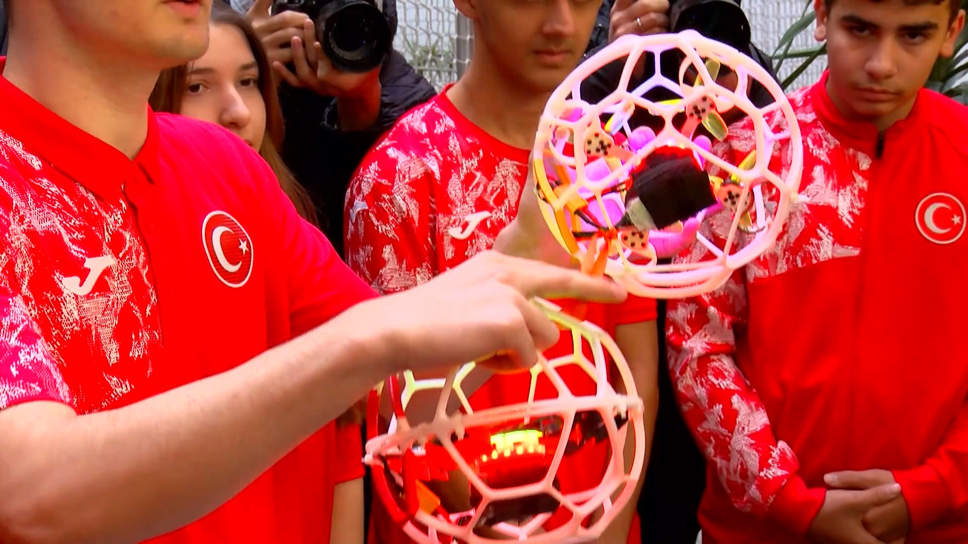 I S T A N B U L B A K A N T E K I N E G I T I M O G R E T I M S U 1070639 317712