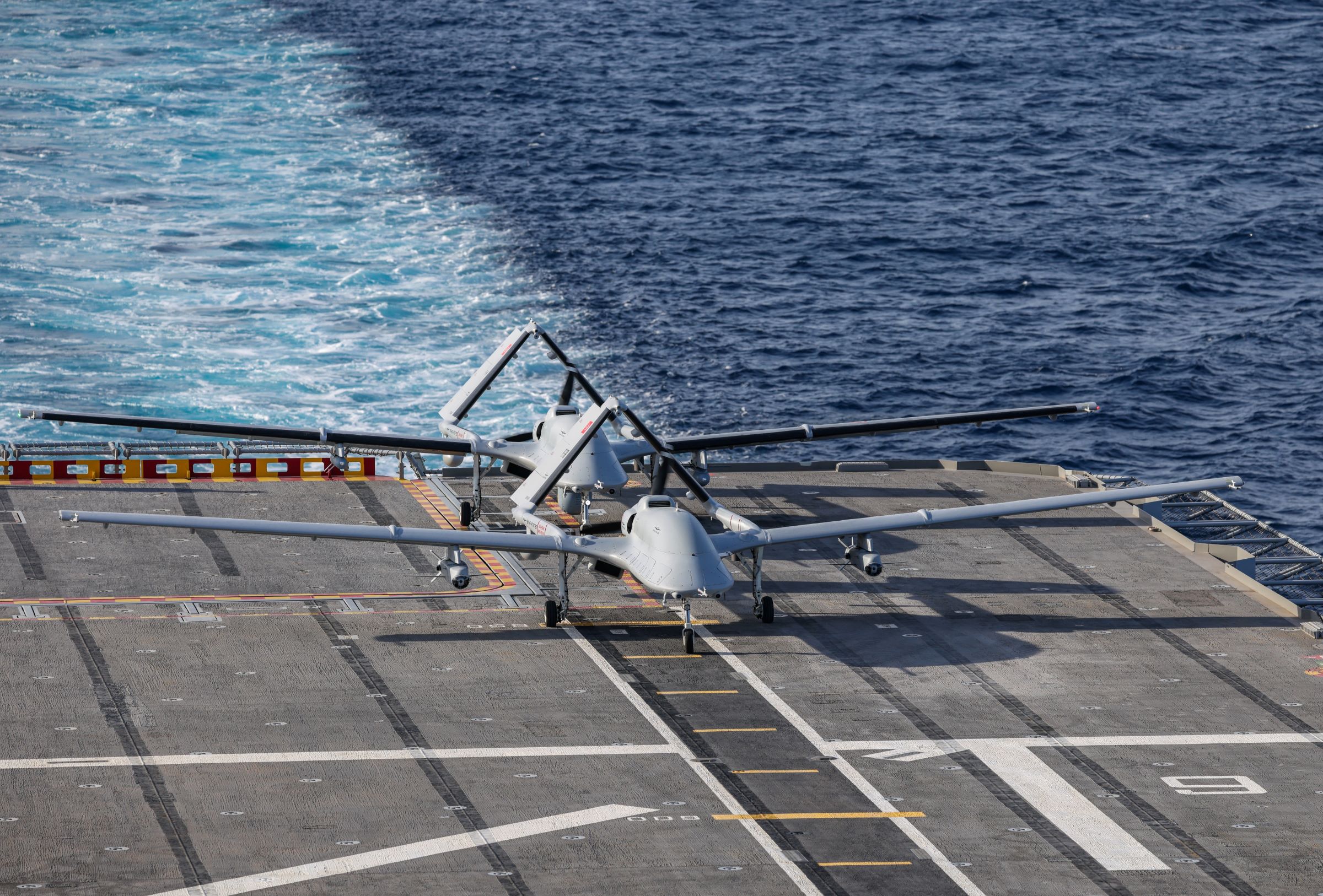 I S T A N B U L B A Y R A K T A R T B3 S I H A V E A L B A T R O S 1047641 310891