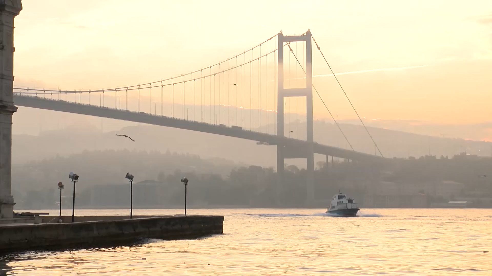 I S T A N B U L I S T A N B U L B O G A Z I S I S N E D E N I Y L E 1042823 309441