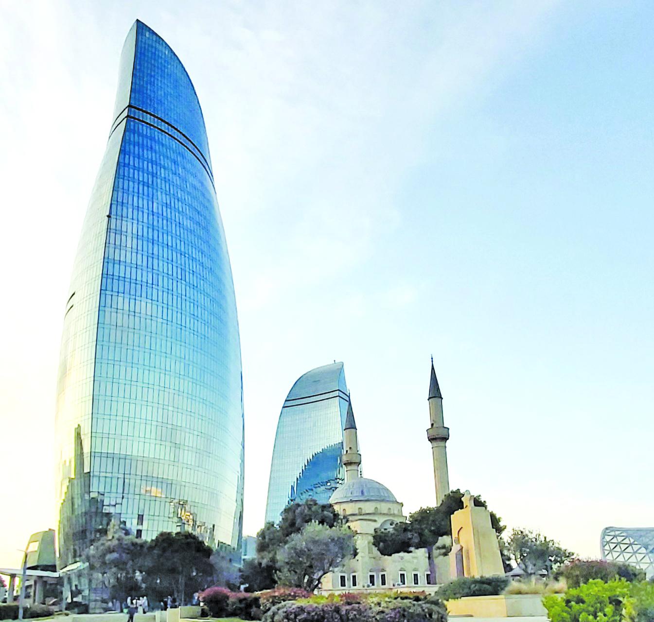 3 Alev Kuleleri Tu╠Êrk Camisi