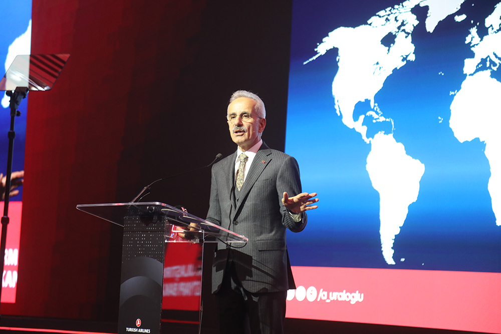 B A K A N U R A L O G L U G O K Y U Z U N D E S I N I R T A N I M A Y 1117279 331740