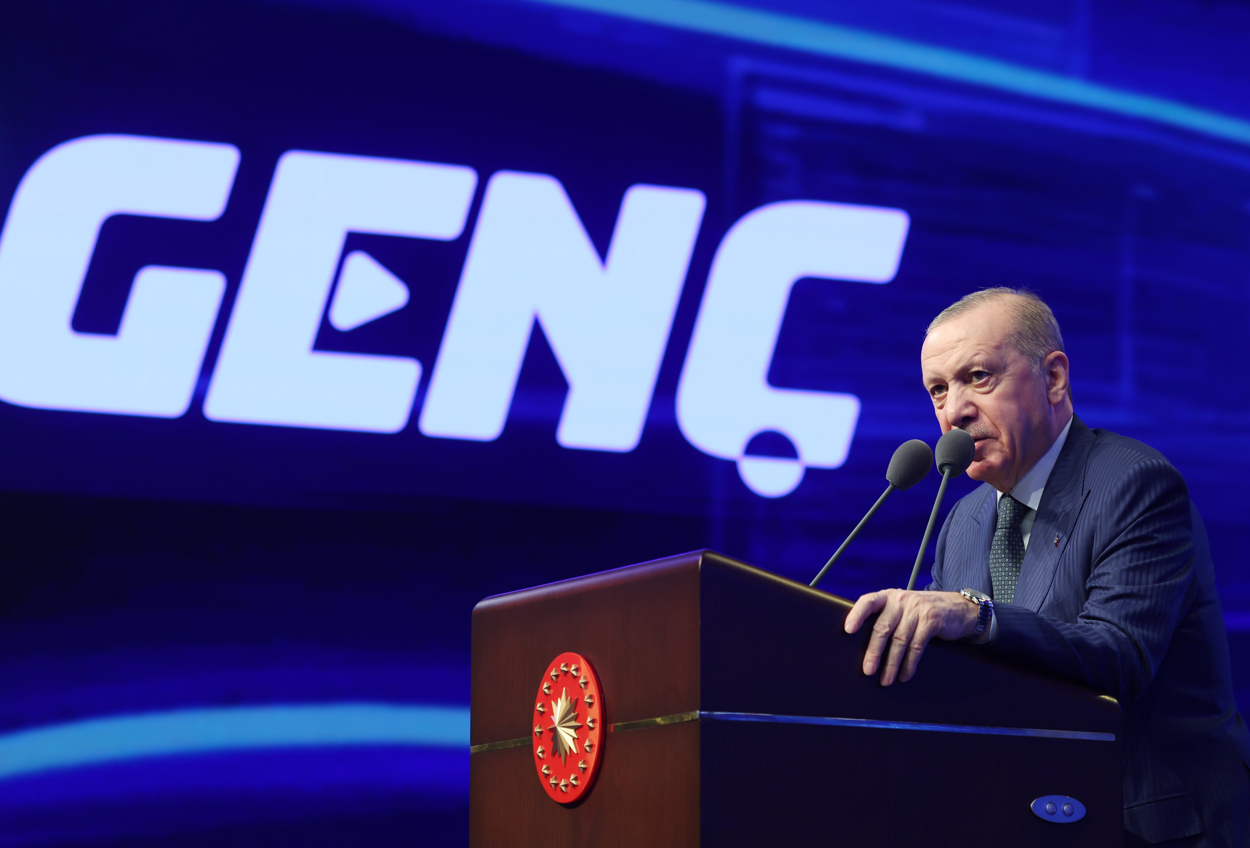 C U M H U R B A S K A N I E R D O G A N V A T A N D A S I M I Z K I S I 1117120 331689