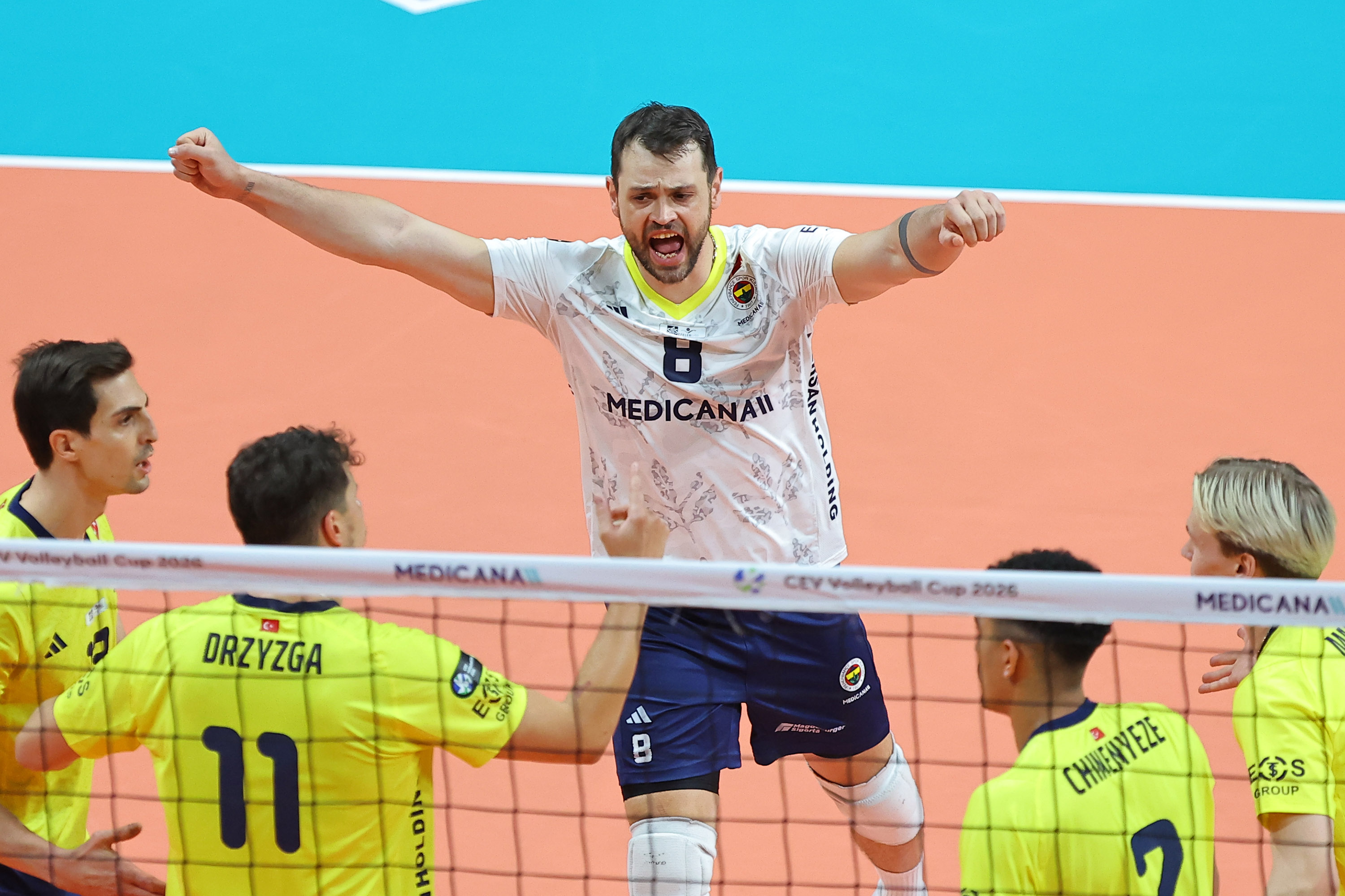 F E N E R B A H C E M E D I C A N A C E V K U P A S I’ N D A A D I N 1103143 327482