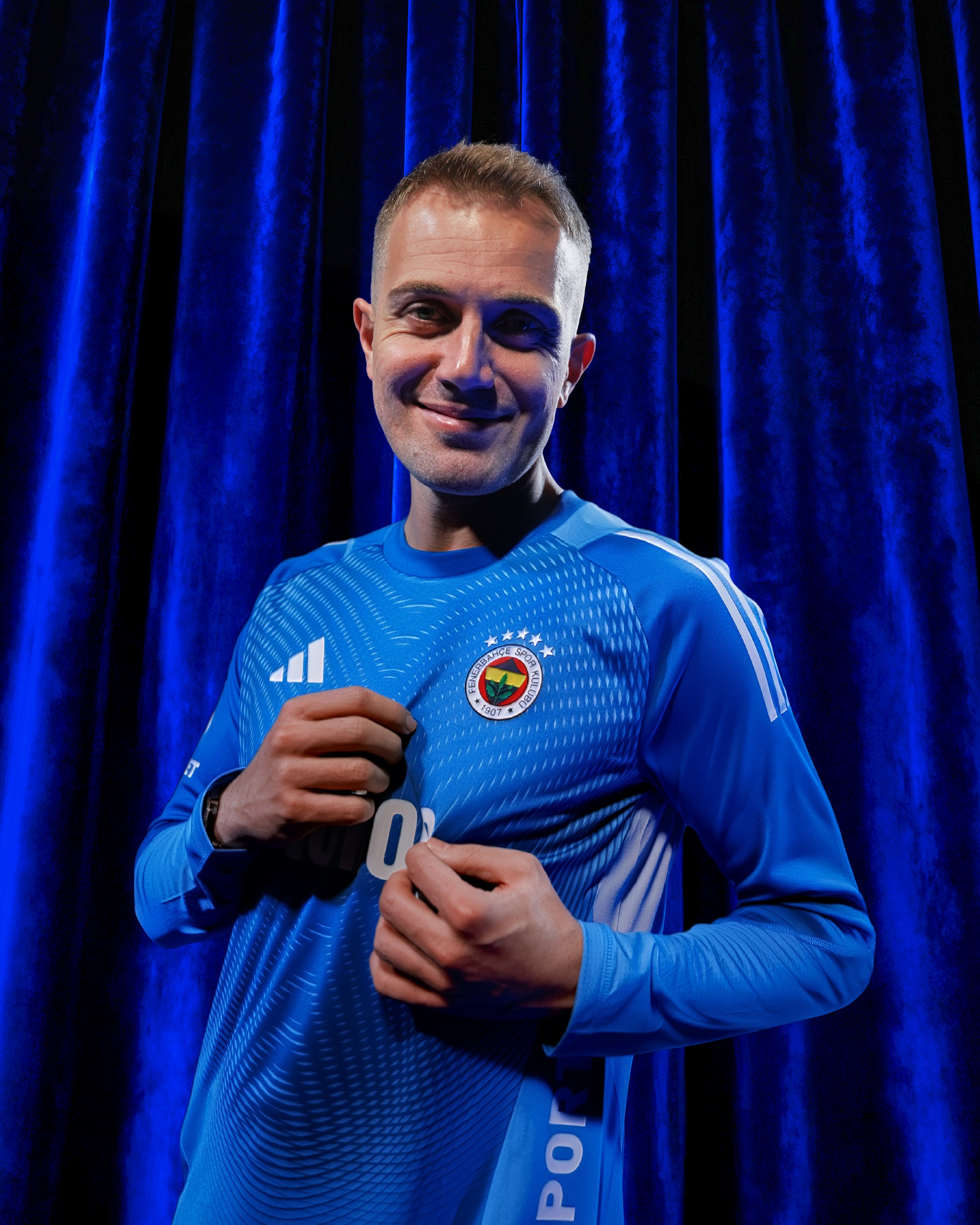 F E N E R B A H C E M E R T G U N O K’ U R E N K L E R I N E B A G L 1105297 328108