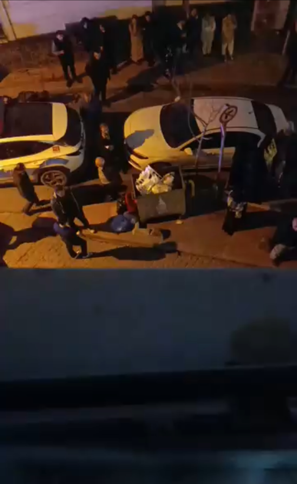 I S T A N B U L B E Y O G L U N D A E V D E T A R T I S T I G I O G L 1139384 338317