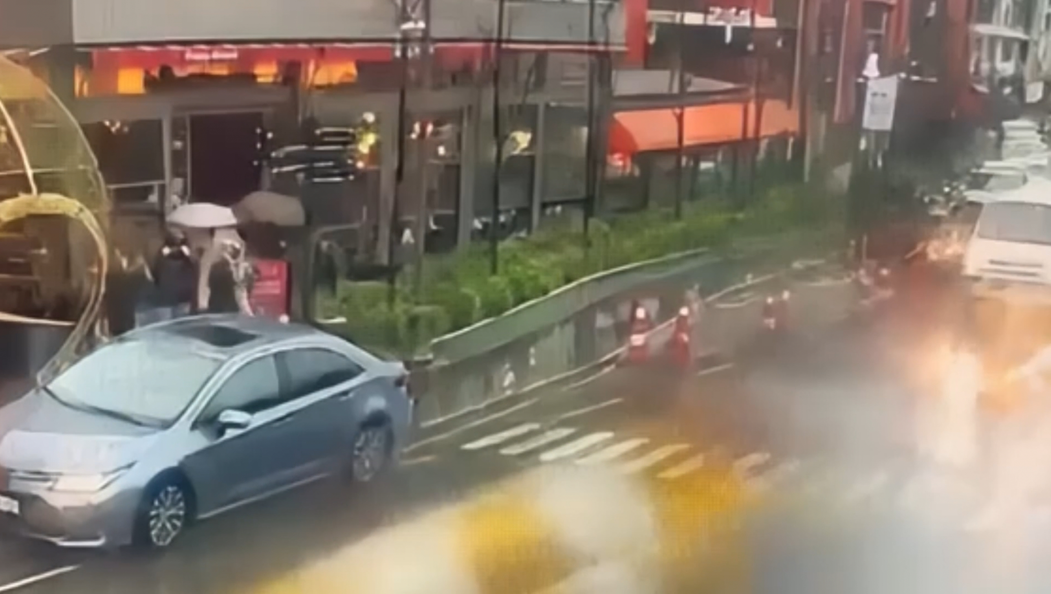 I S T A N B U L B E Y O G L U’ N D A S E H I R P L A N C I S I K A 1108999 329222