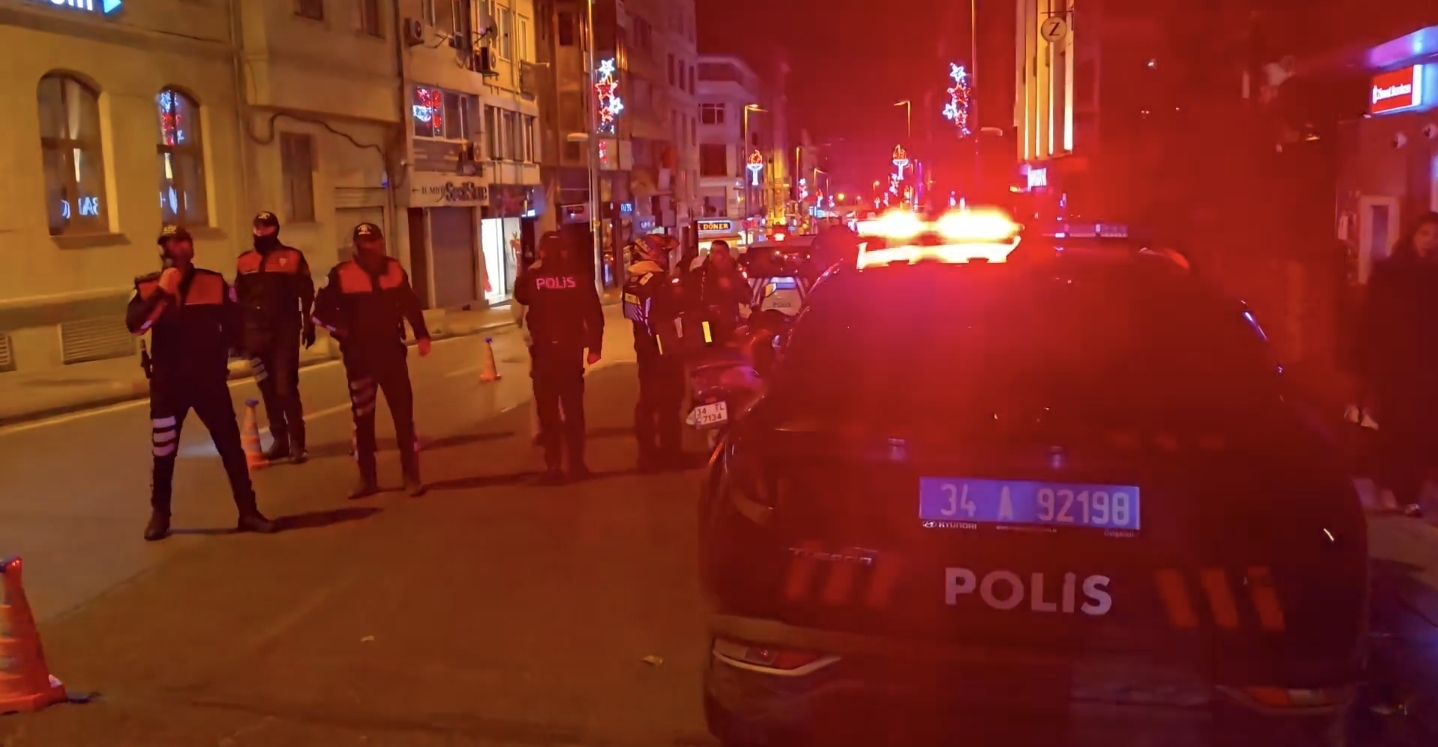 I S T A N B U L I S T A N B U L D A H E L I K O P T E R D E S T E K 1107347 328764