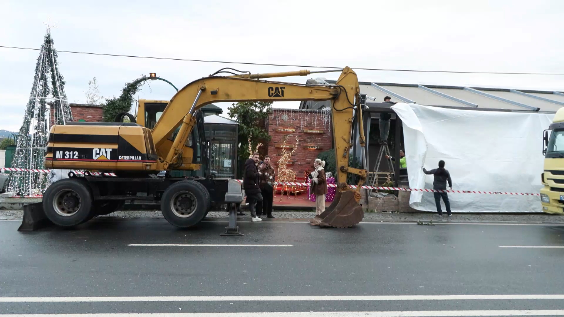 I S T A N B U L K U R U C E S M E D E K I G E C E K U L U B U N U N 1116240 331404