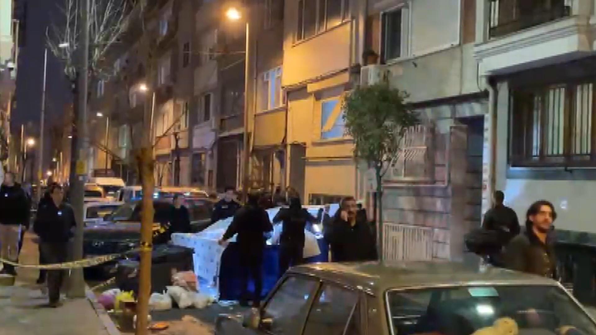 I S T A N B U L S I S L I D E C O P K O N T E Y N E R I N D E B A 1133152 336404