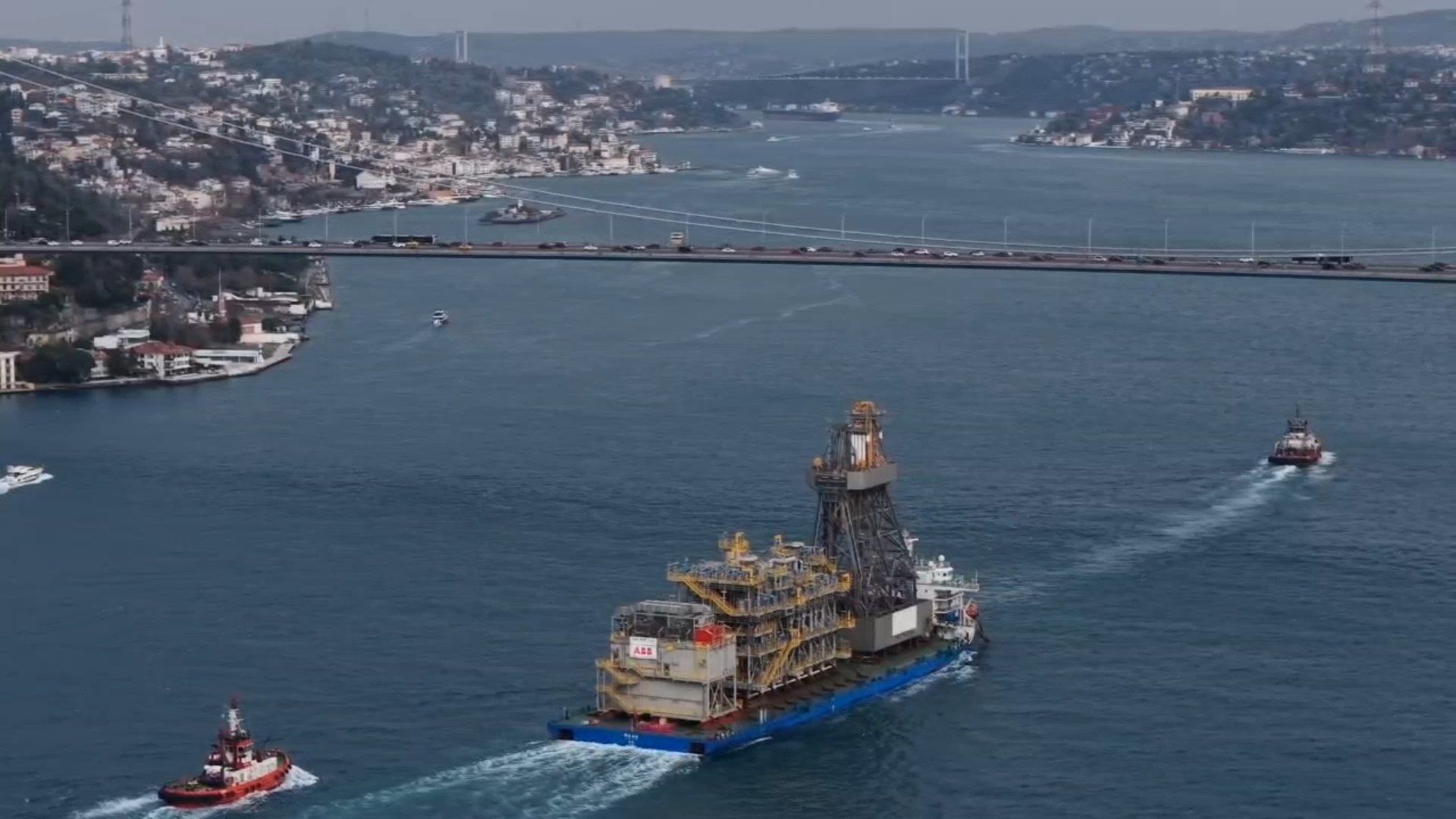 I S T A N B U L S O N D A J G E M I S I N I N K U L E S I N I T A S I 1128989 335194