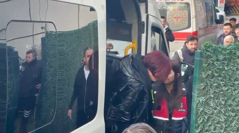 I S T A N B U L U N L U L E R E U Y U S T U R U C U S O R U S T U R M 1113158 330321