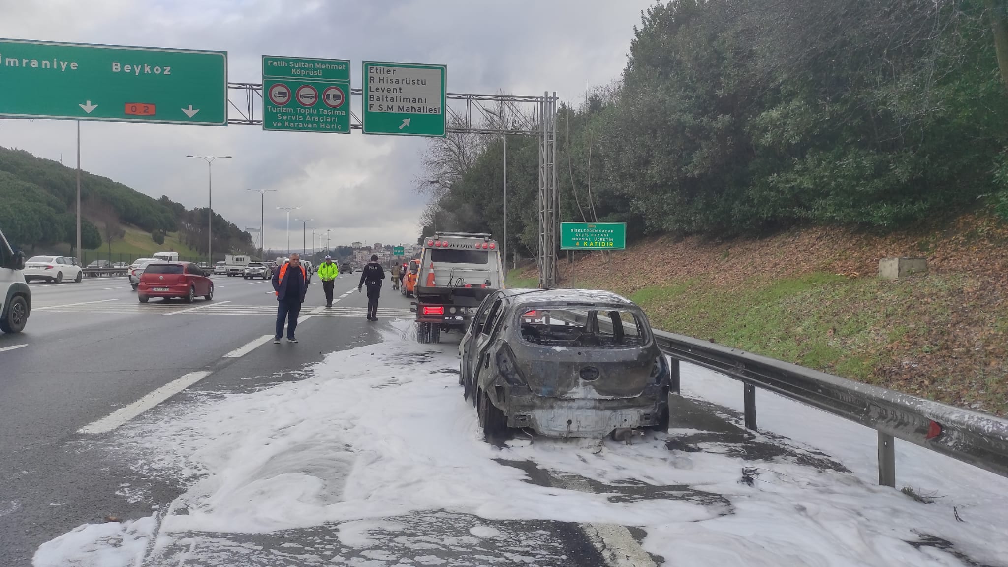 Istanbul Besiktas Tem Otoyolunda Otom 1120698 332601 (1)