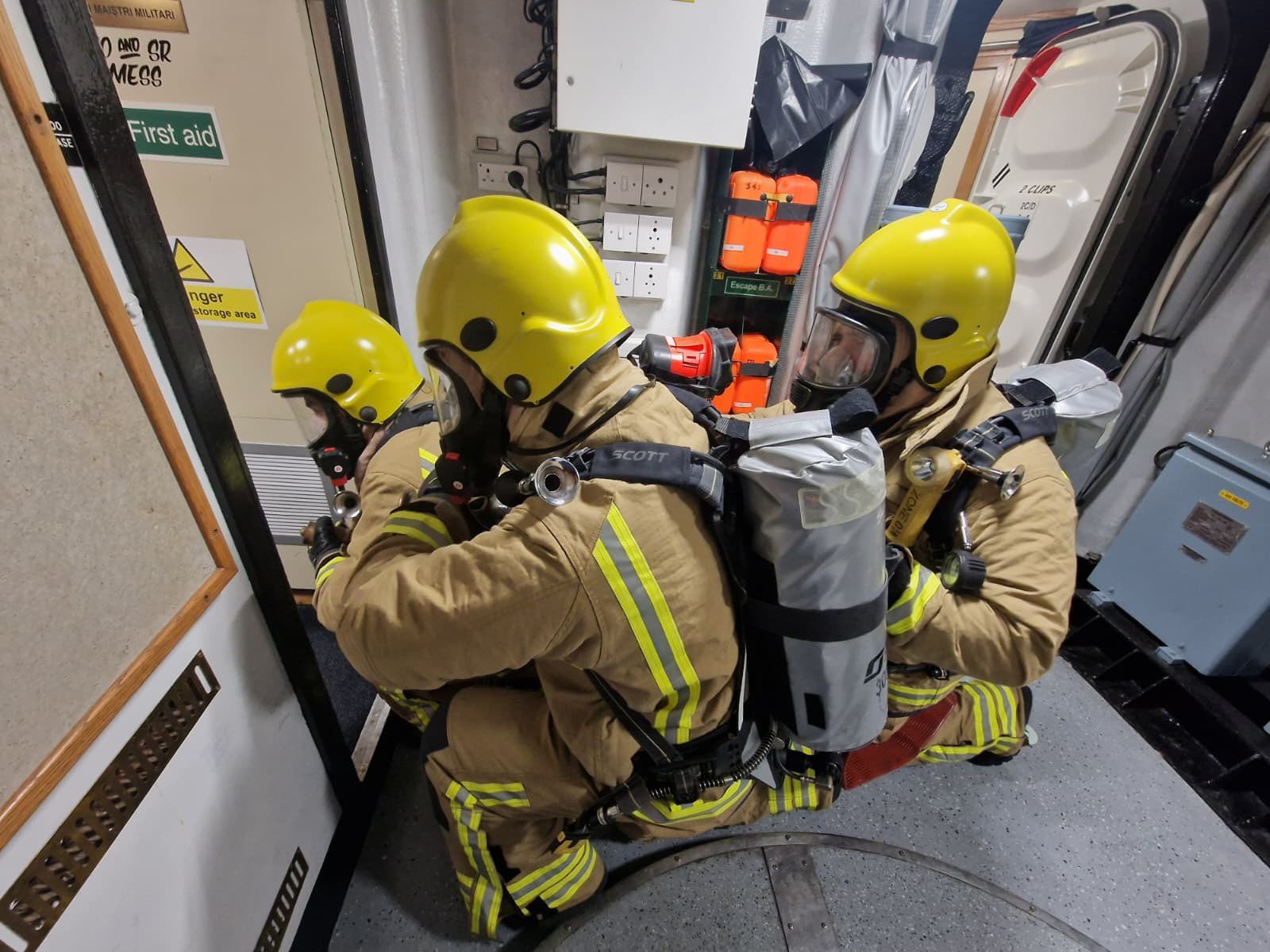 M C M B L A C K S E A U N S U R L A R I B U L G A R I S T A N I N 1114083 330734