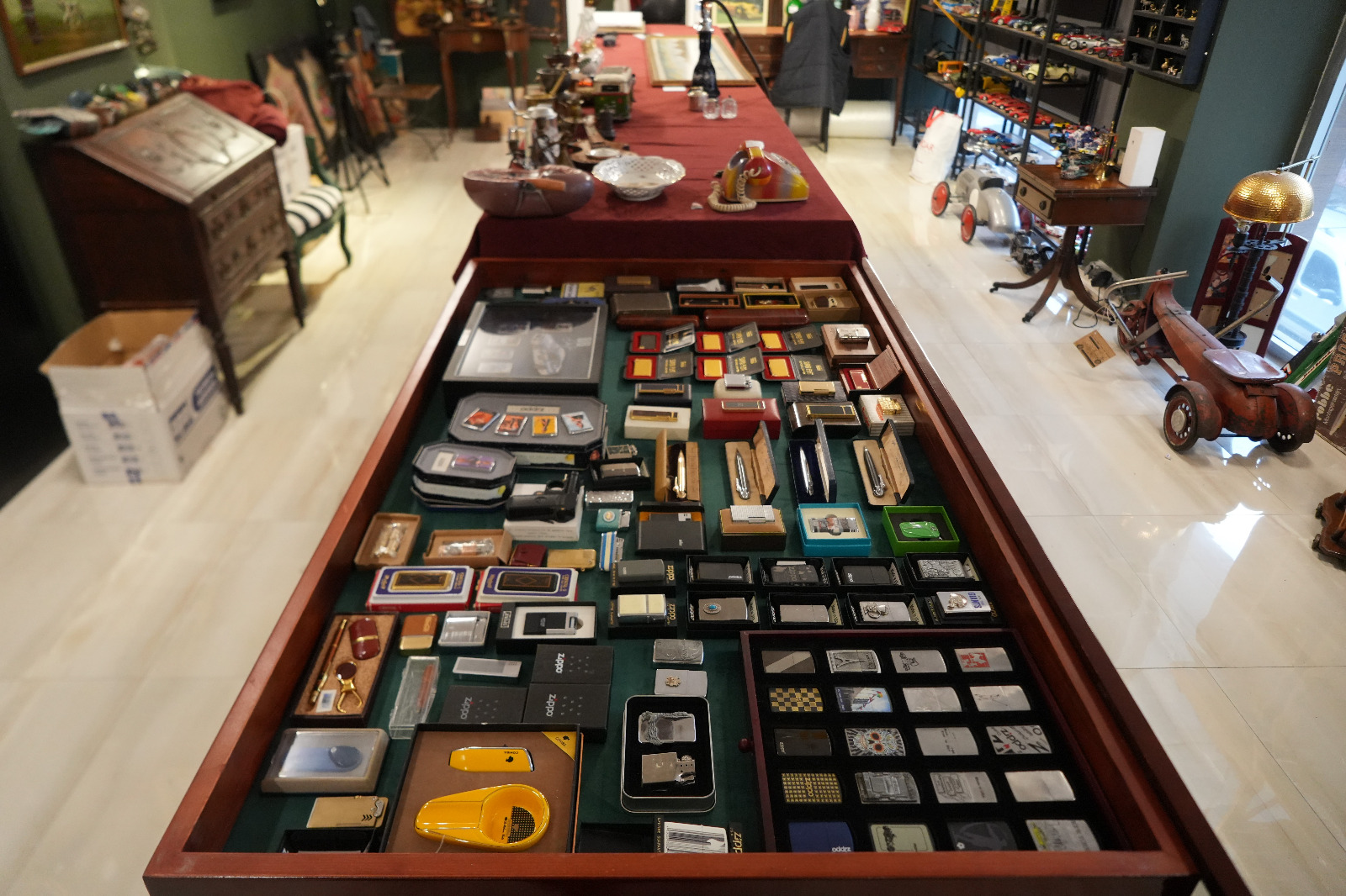 2 bin parçalık hazineye sahip