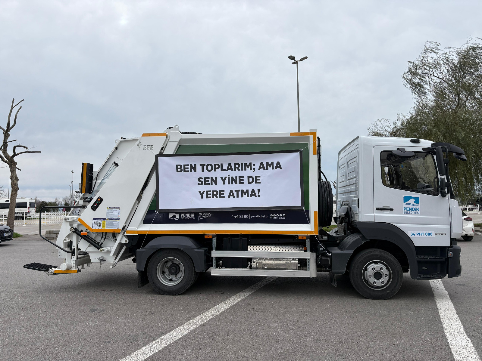 Çöp kamyonları dile geldi: Görenleri uyarıyor!
