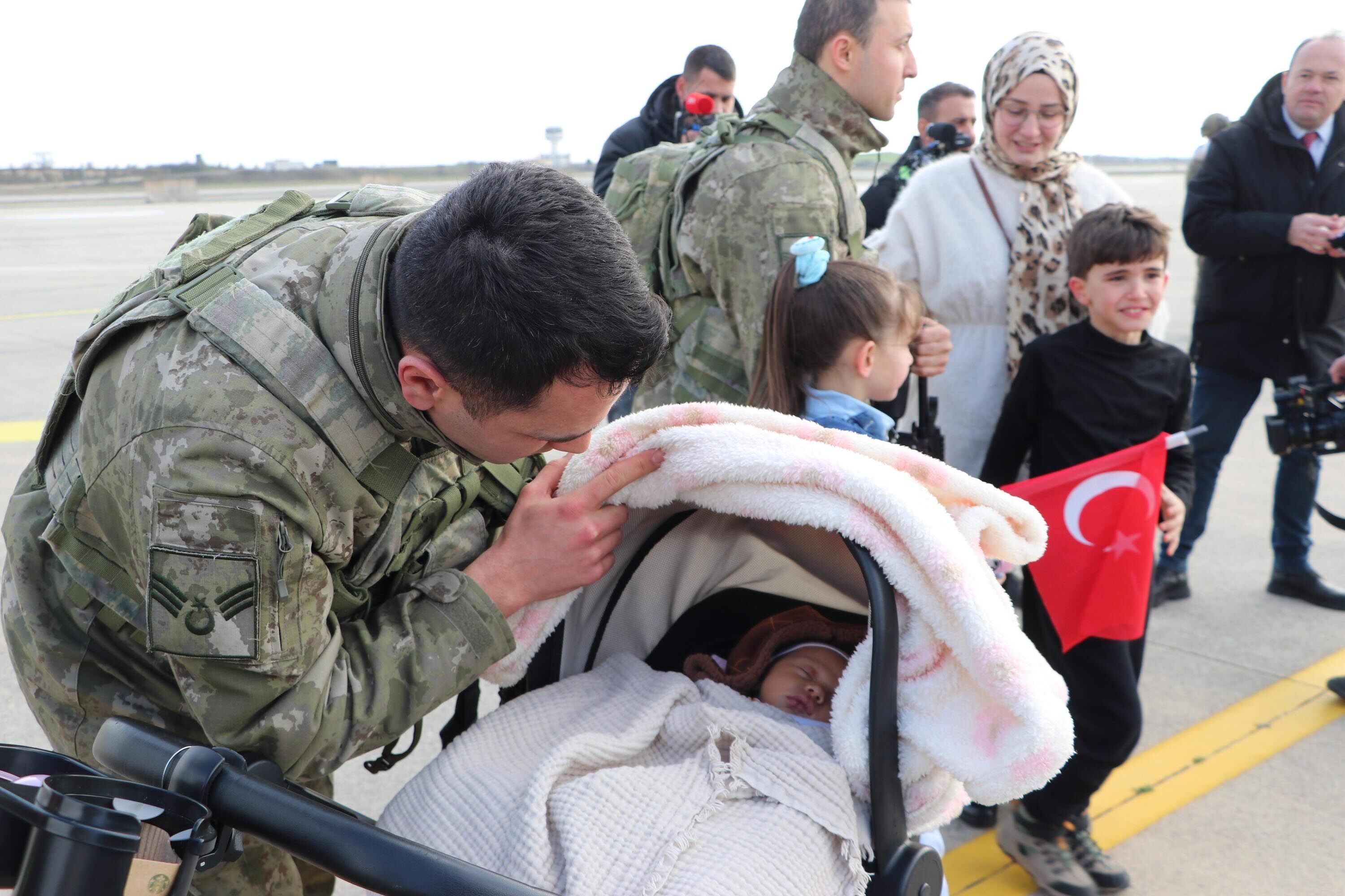 A L M A N Y A D A T A T B I K A T A K A T I L A N M E H M E T C I K L 1189595 353475