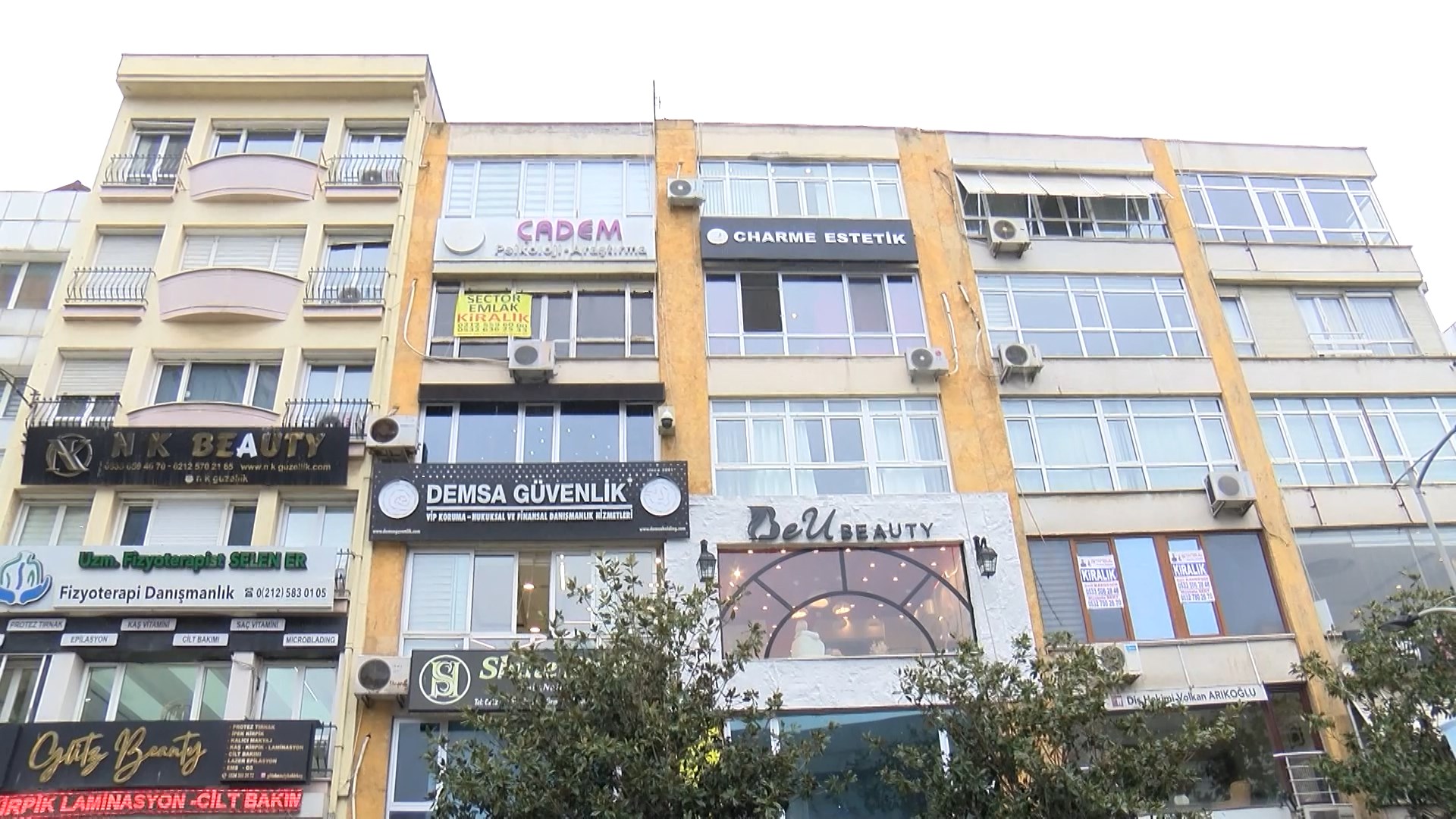 I S T A N B U L B A K I R K O Y D E 2 K I S I N I N I S M E R K E 1163805 345702