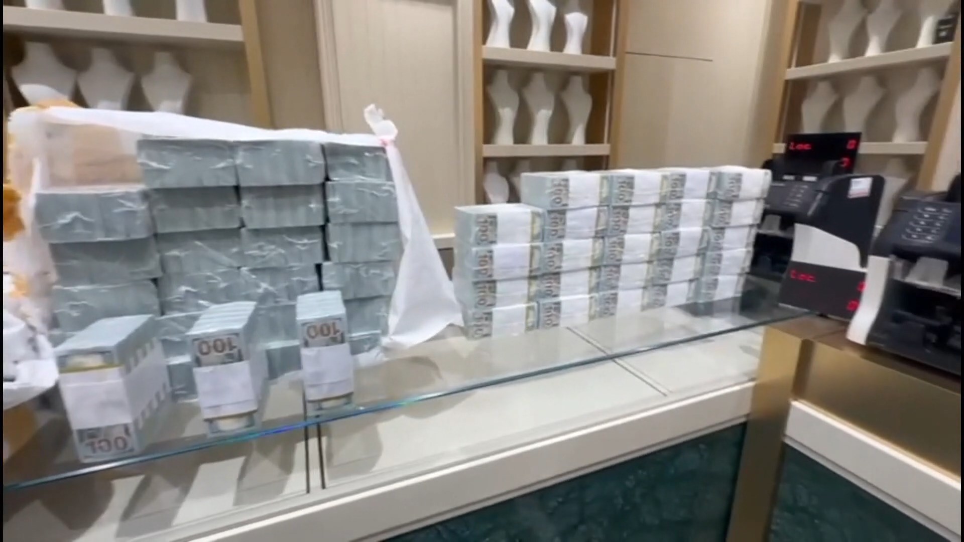 I S T A N B U L B A K I R K O Y D E 30 M I L Y O N D O L A R L I K 1167206 346713