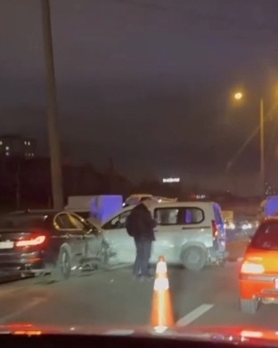 I S T A N B U L B A S A K S E H I R D E 5 A R A C I N K A R I S T 1180334 350610