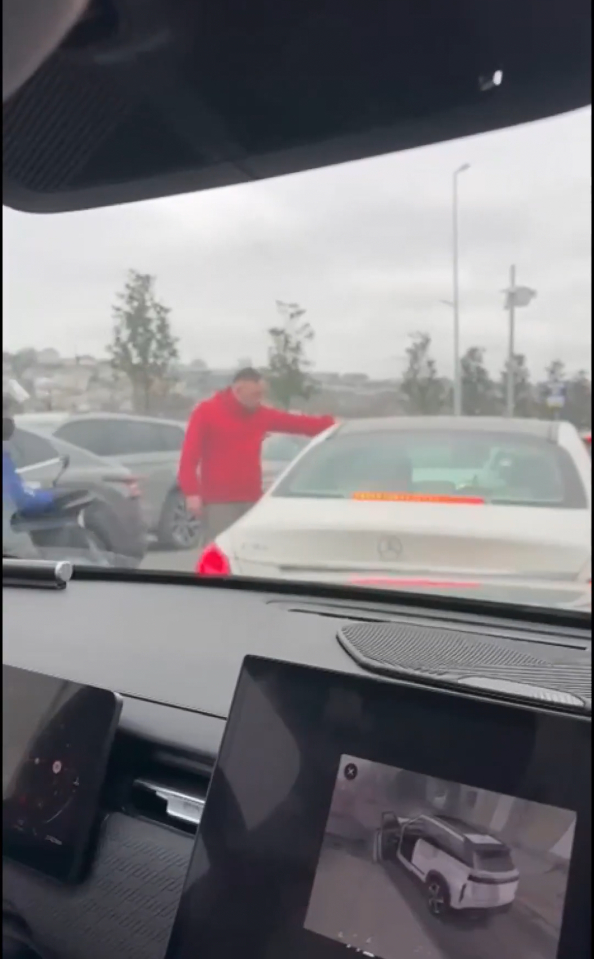 I S T A N B U L B E B E K’ T E T R A F I G I K A P A T I P A R A C 1161750 345057