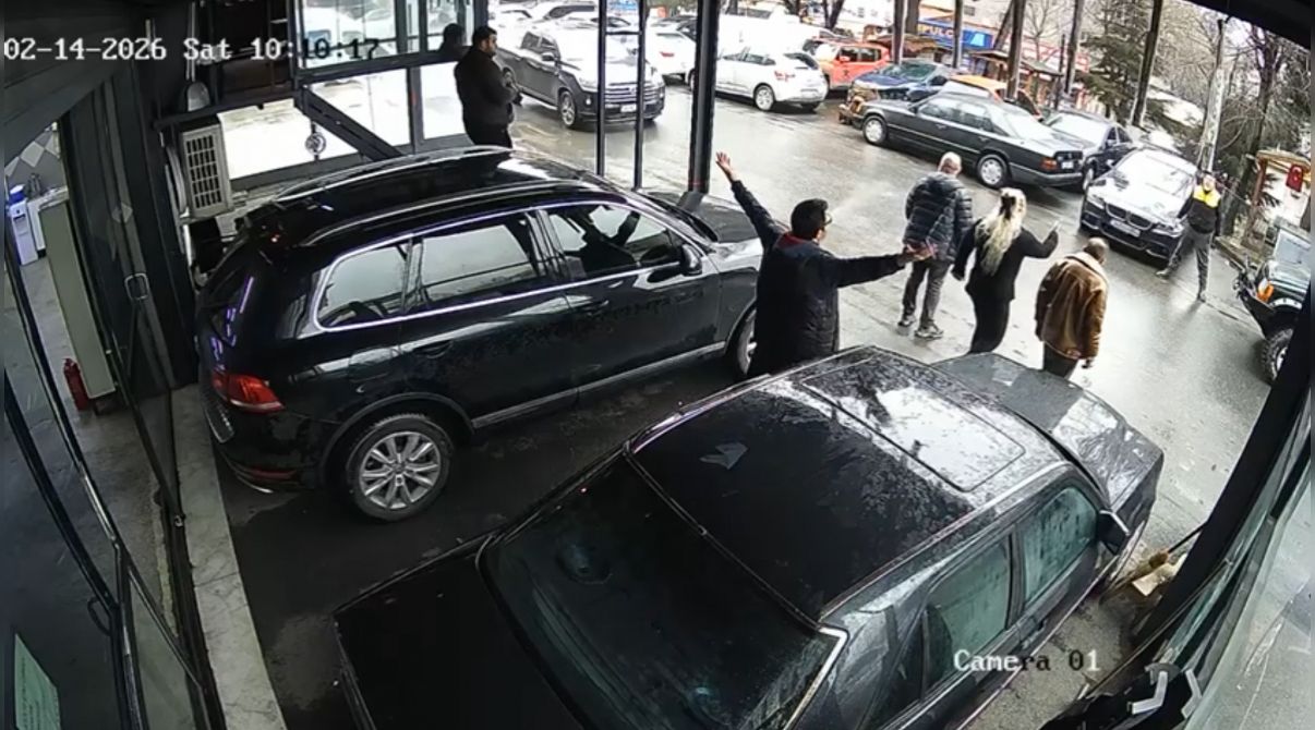 I S T A N B U L M A S L A K’ T A E S K I O R T A G I N I N I S Y 1170895 347496