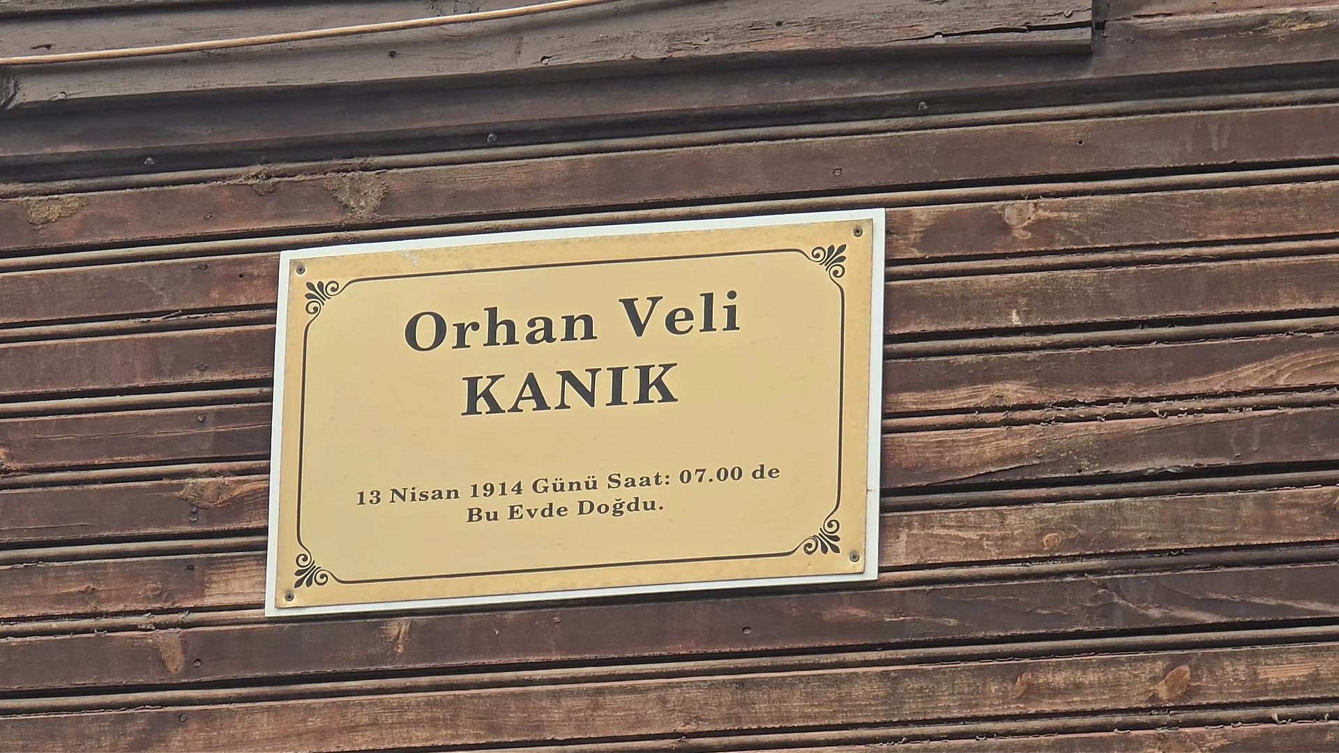 I S T A N B U L S A I R O R H A N V E L I N I N D O G U P B U Y 1175203 349095