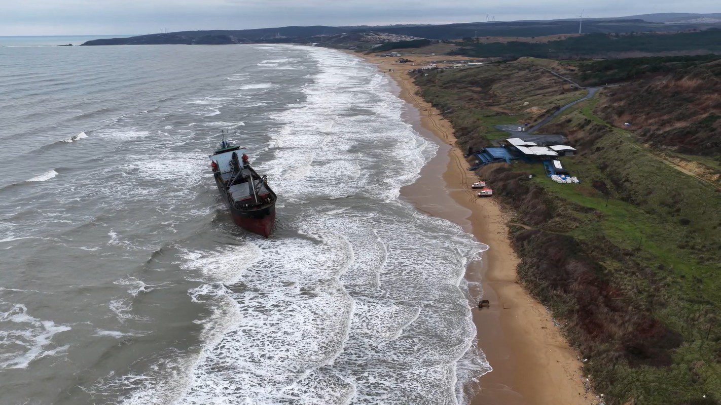 I S T A N B U L S A R I Y E R D E K A R A Y A O T U R A N G E M I N 1147801 340867