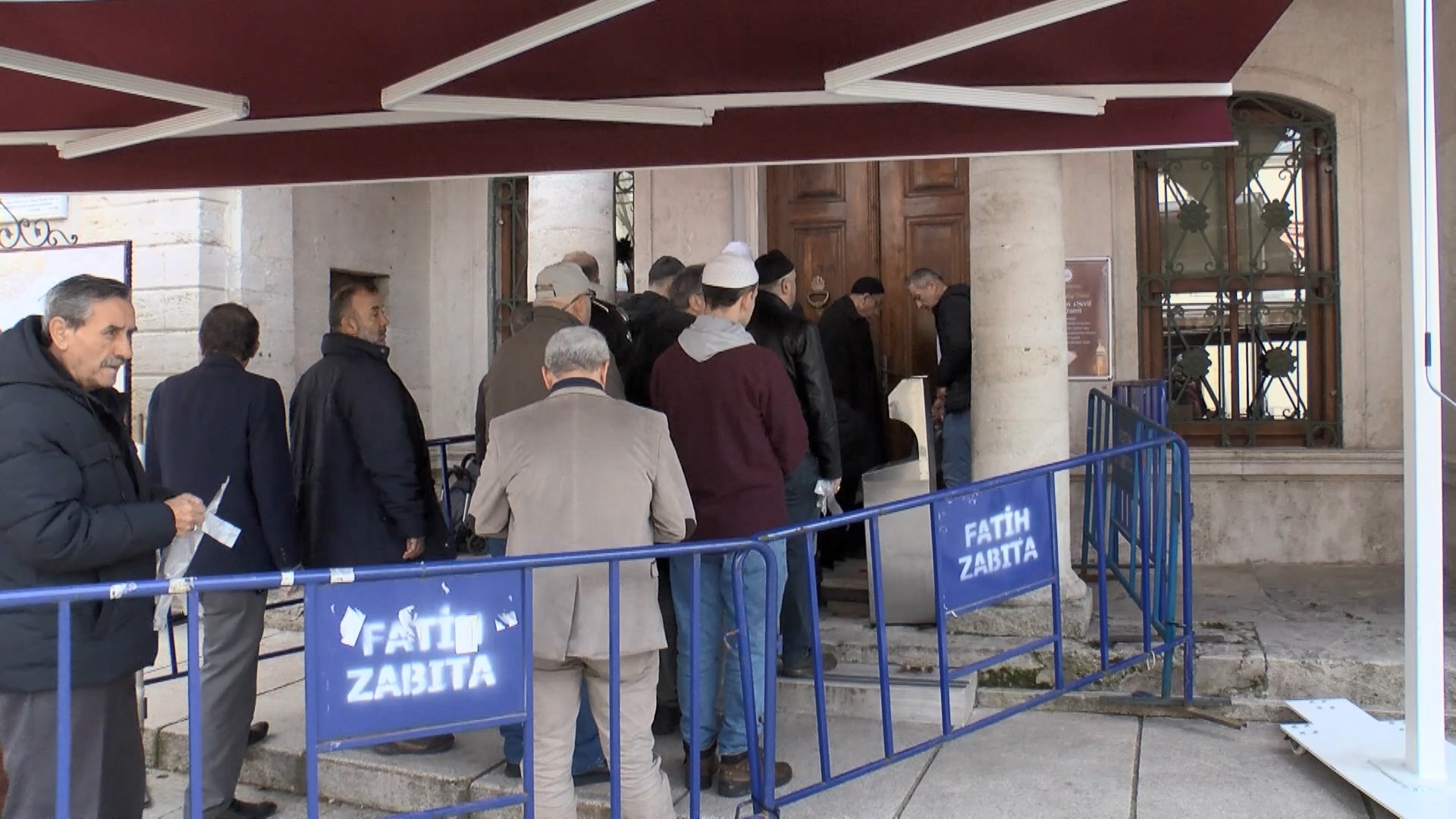 I S T A N B U L Z I Y A R E T E A C I L A N H I R K A I S E R I F 1179626 350415