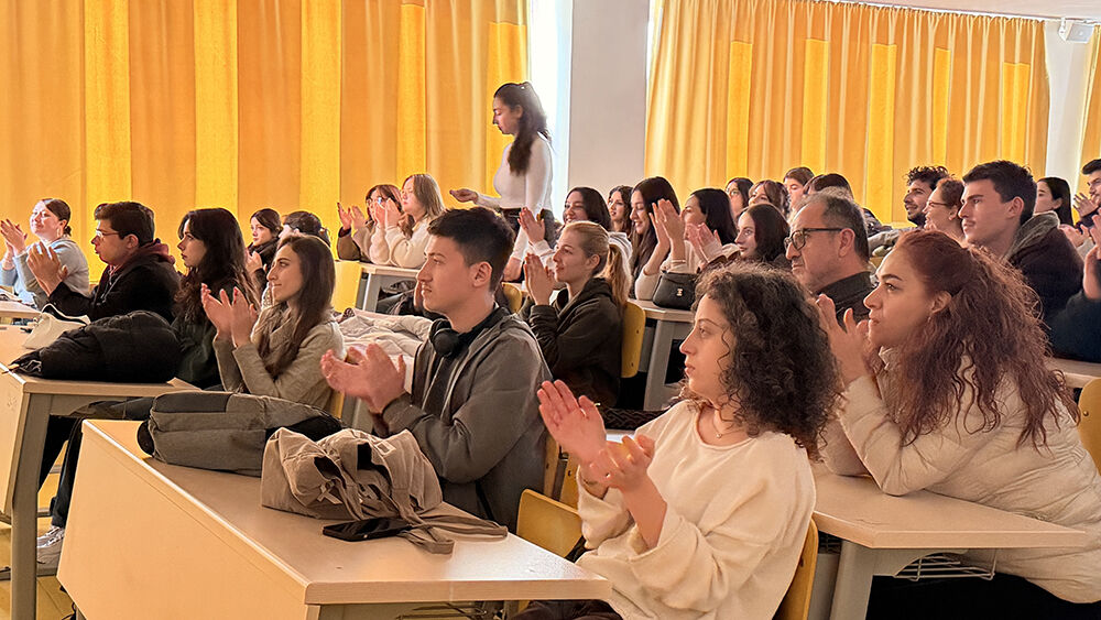 T E O R I D E N P R A T I G E F I L M S A H N E L E R I Y E N I D E N 1190003 353598