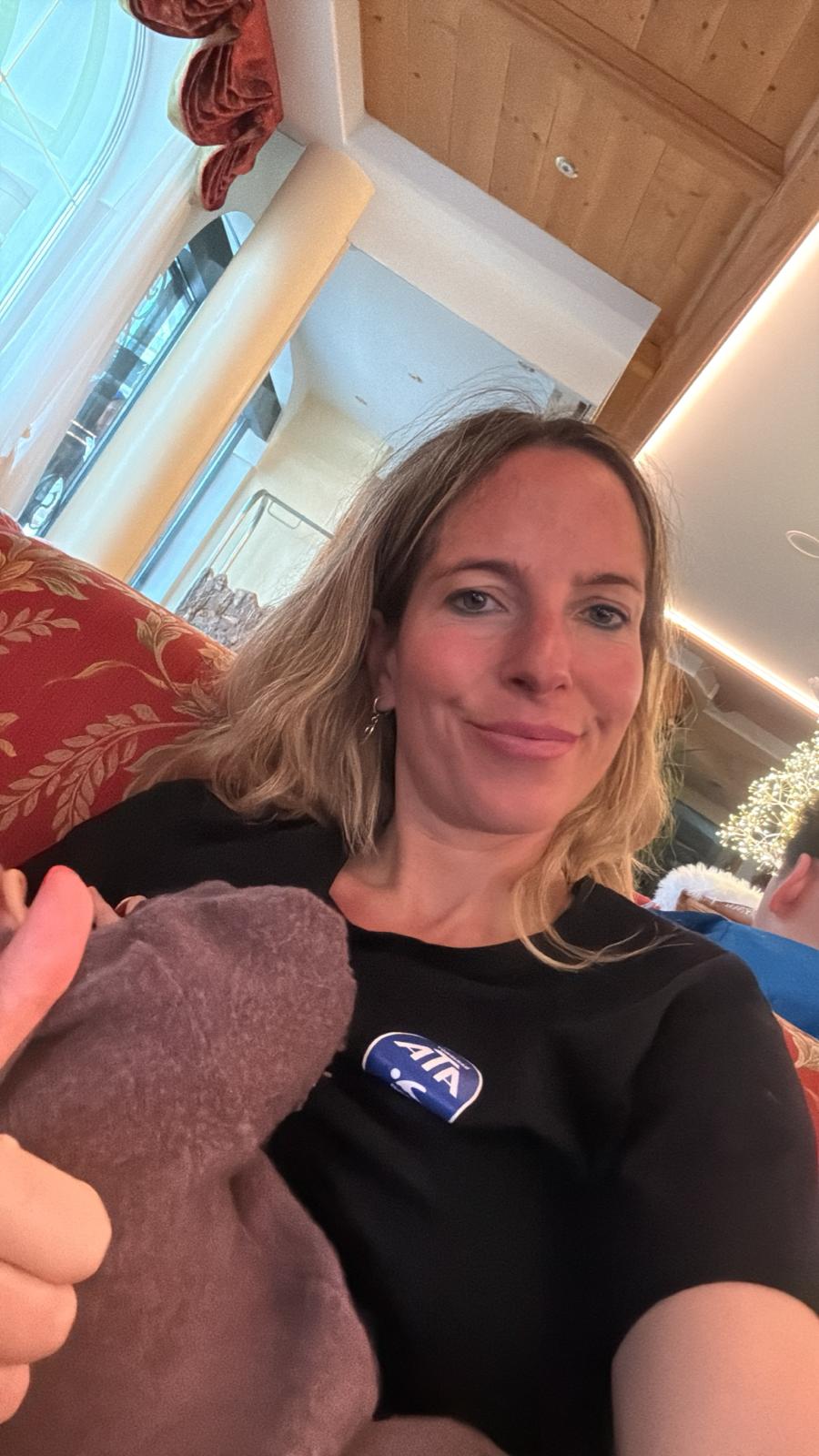 T U R K I Y E’ N I N I L K T U R K K A D I N B U Z Y U Z U C U S U 1150577 341694