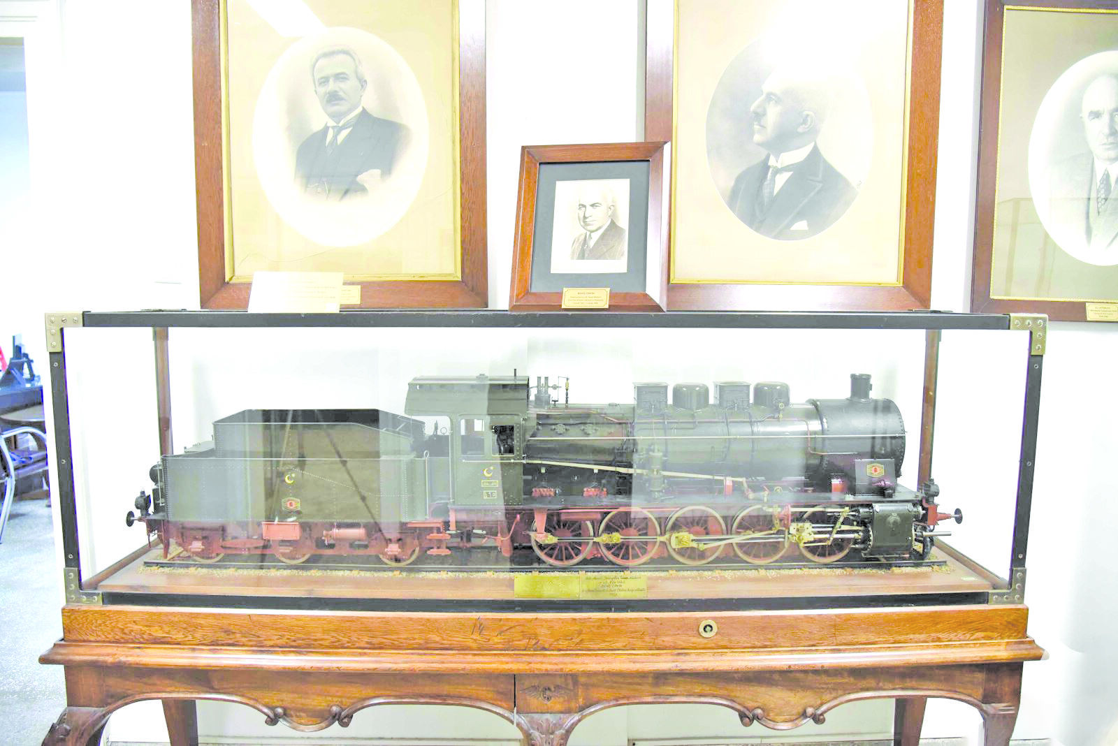 Demiryollar─▒ Mu╠Êzeic╠Ği