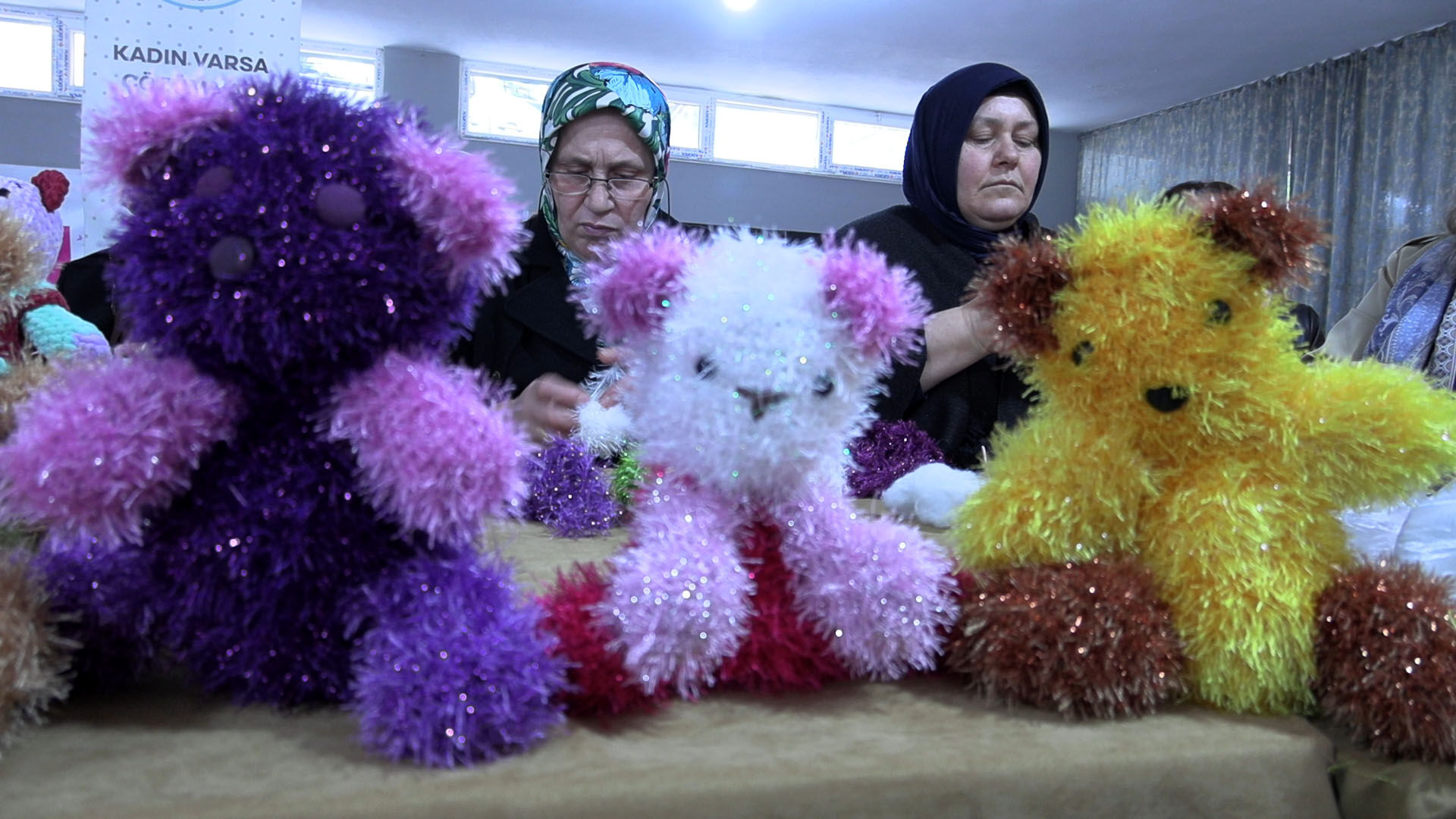 I L M E K I L M E K S E V G I K A D I N L A R O R U Y O R C O C U 1189003 352278