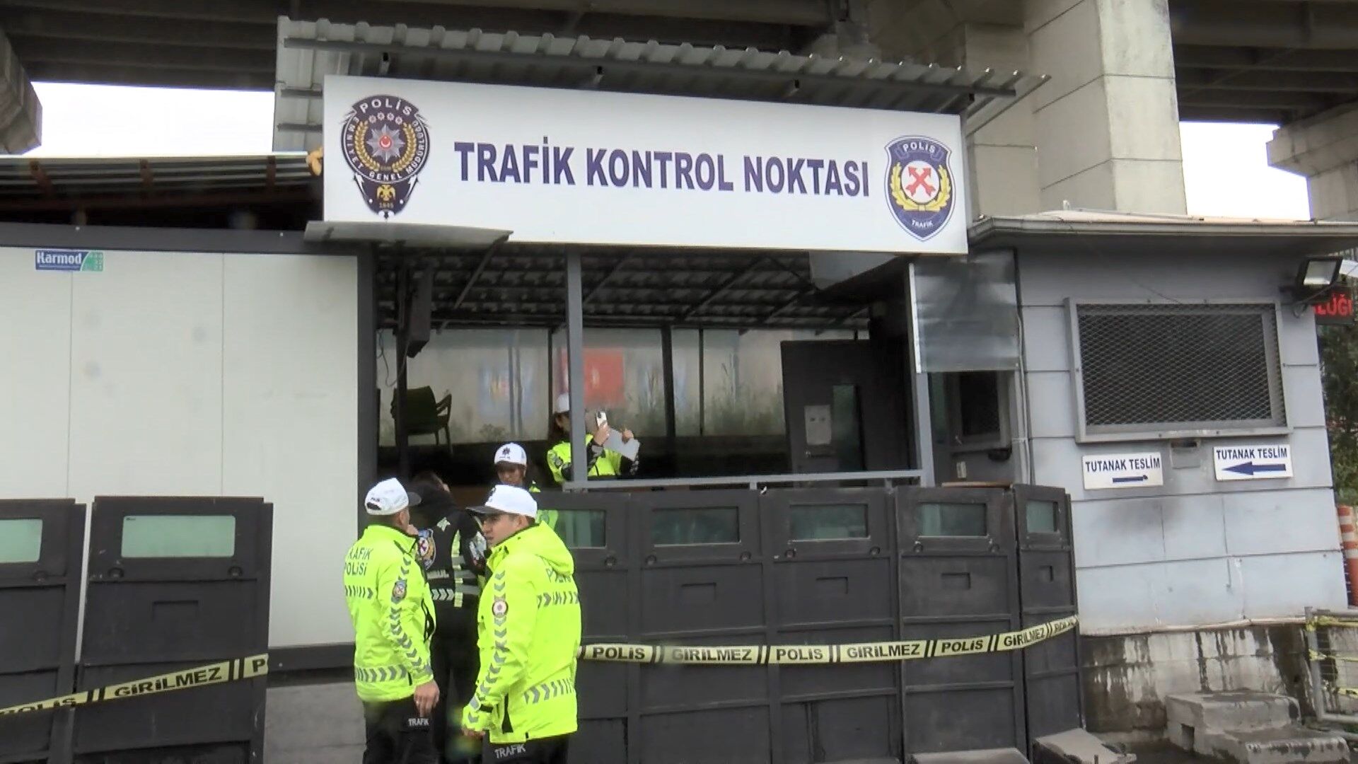 I S T A N B U L 15 T E M M U Z D E M O K R A S I O T O G A R I N D 1210641 360030