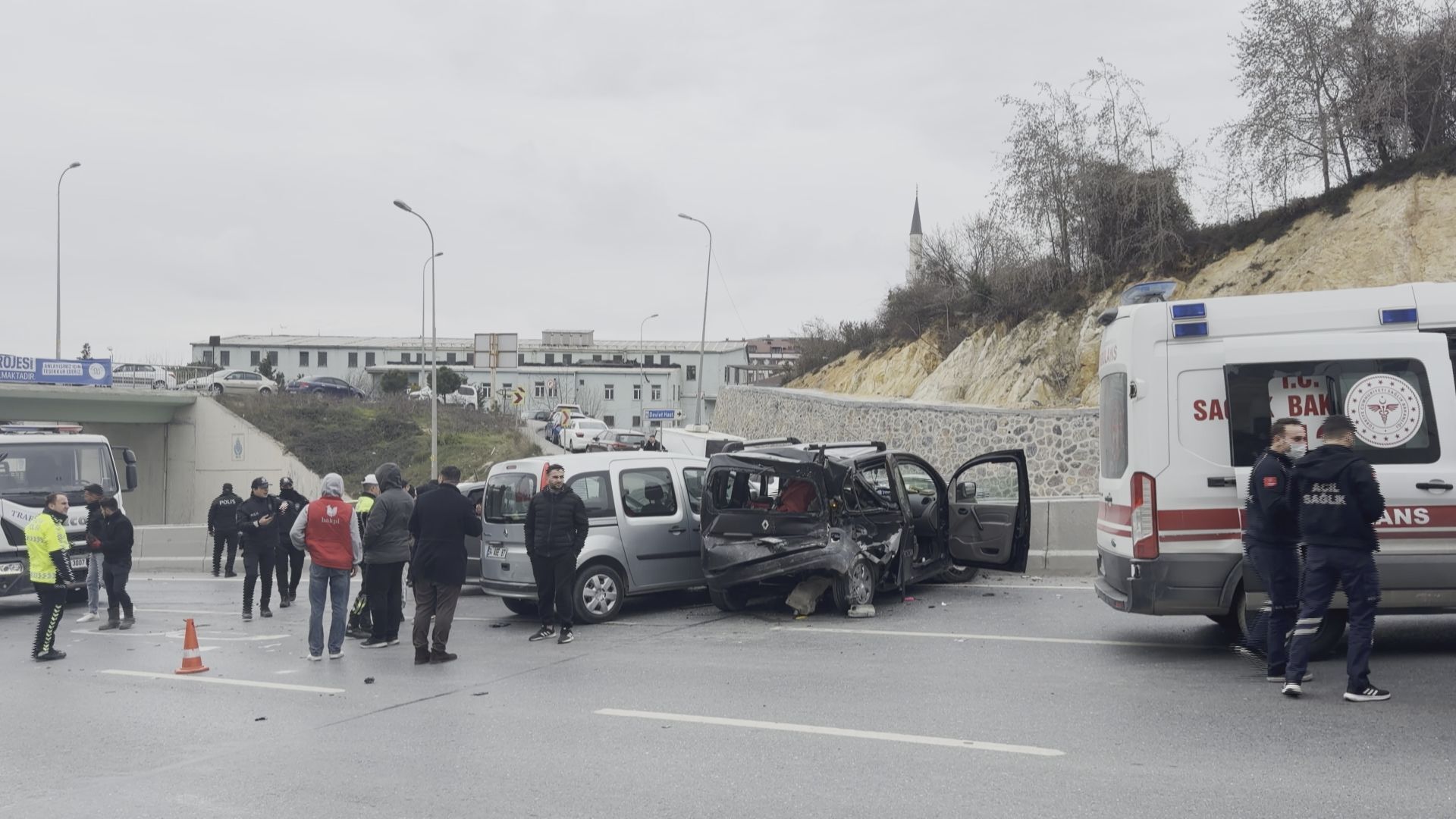 I S T A N B U L A R N A V U T K O Y D E 4 A R A C I N K A R I S T 1221140 363105