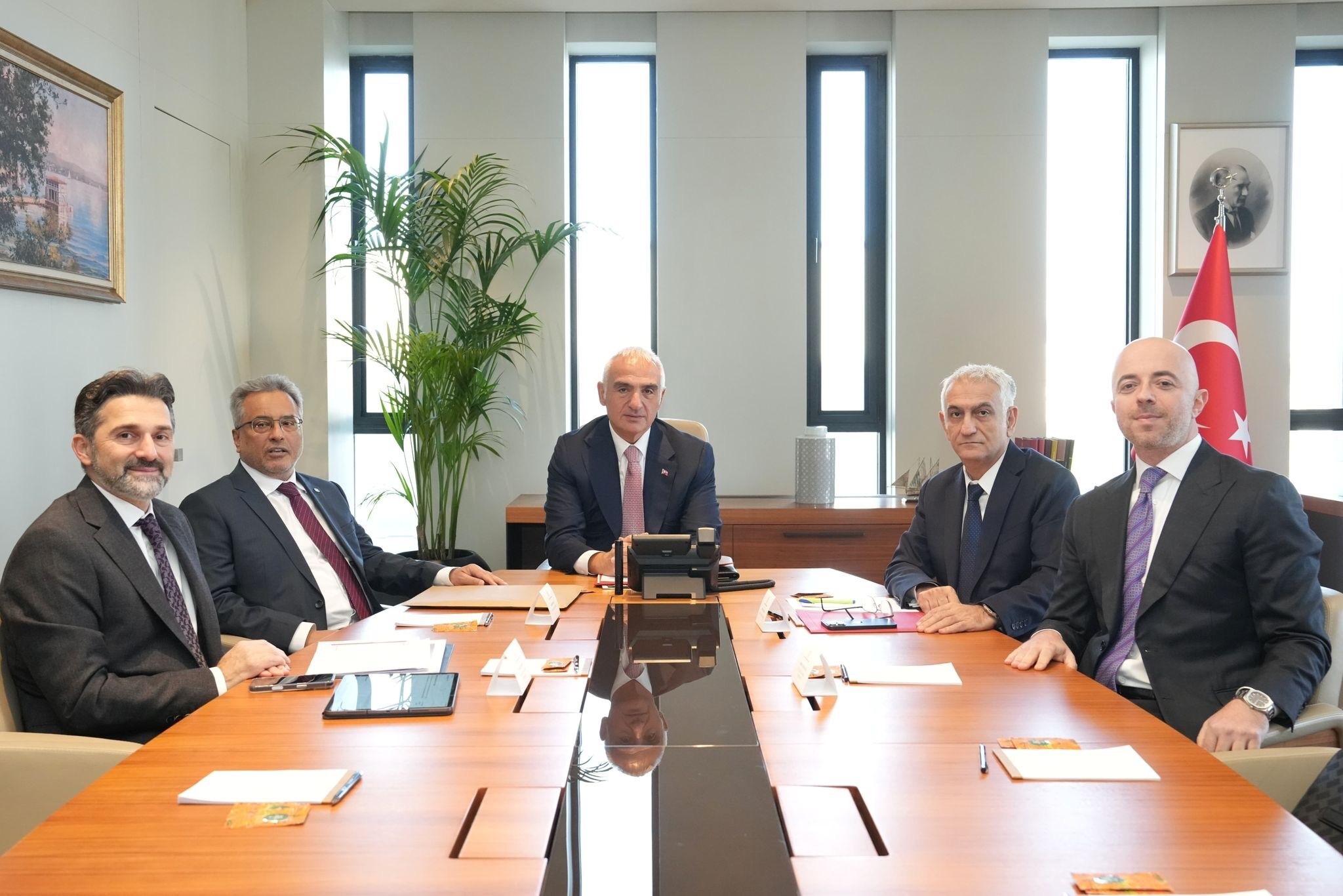 I S T A N B U L B A K A N E R S O Y’ D A N T U R I Z M I N G U C L 1211468 360265