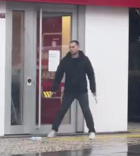 I S T A N B U L B E S I K T A S T A B A N K A Y A S O Y G U N G I 1235647 367456