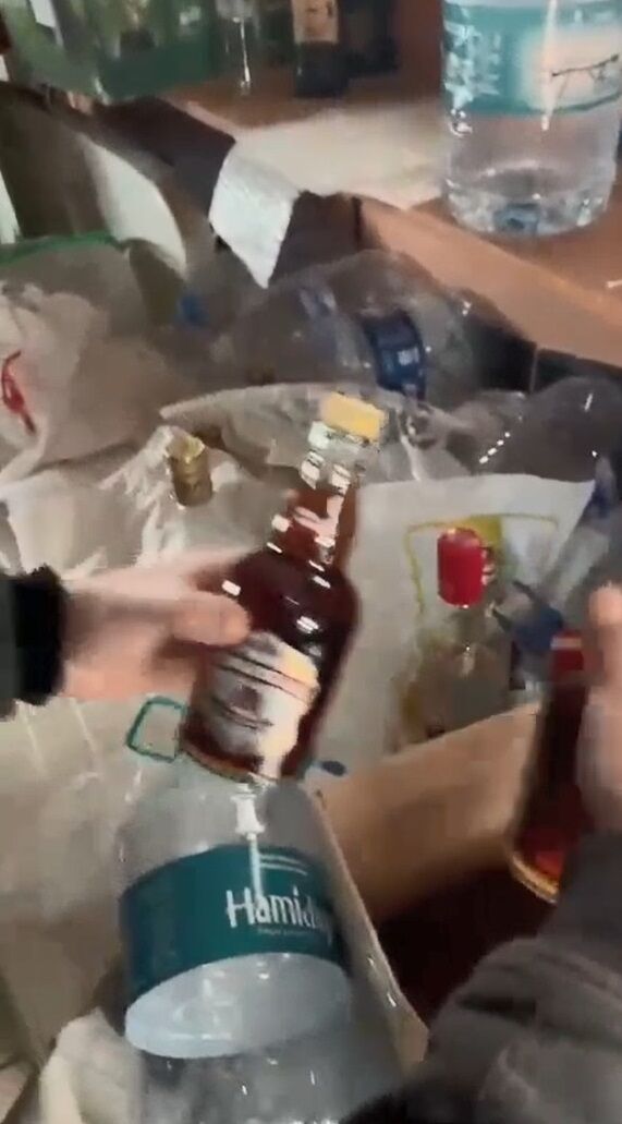 I S T A N B U L B U Y U K C E K M E C E D E S A H T E I C K I O P E 1210329 359951