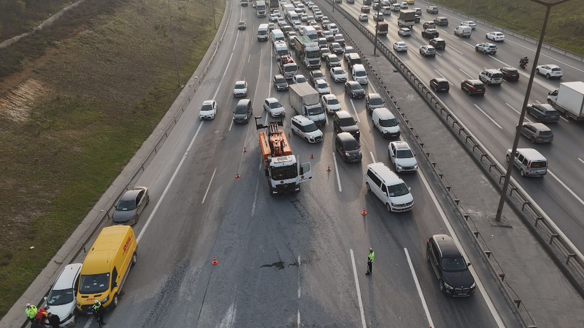 I S T A N B U L E Y U P S U L T A N T E M O T O Y O L U N D A H A F 1193717 354836