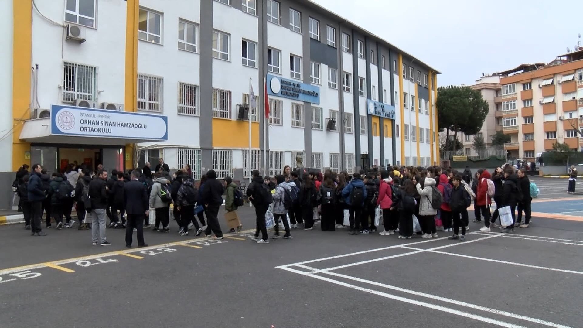 I S T A N B U L I S T A N B U L D A A R A T A T I L S O N R A S I 1225091 364273