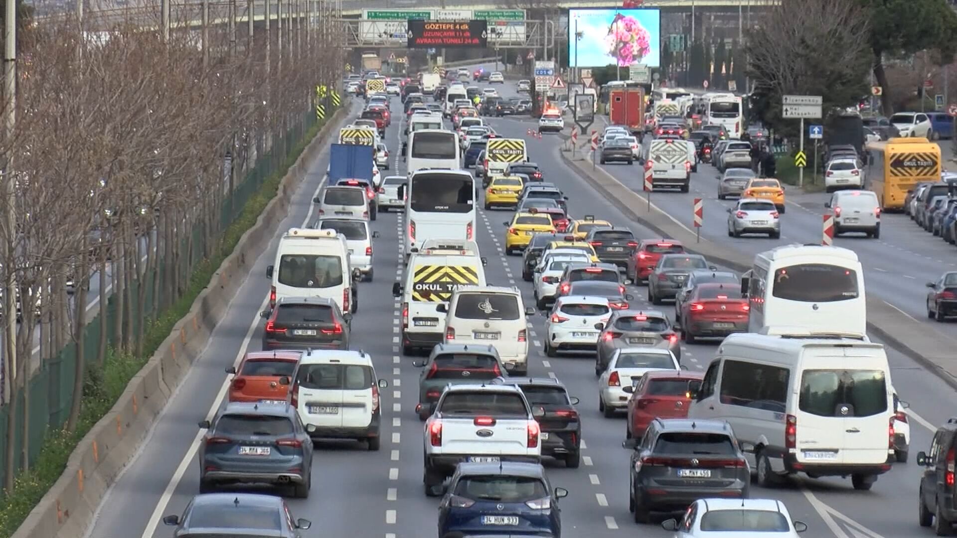 I S T A N B U L I S T A N B U L D A H A F T A N I N I L K I S G 1203048 357697