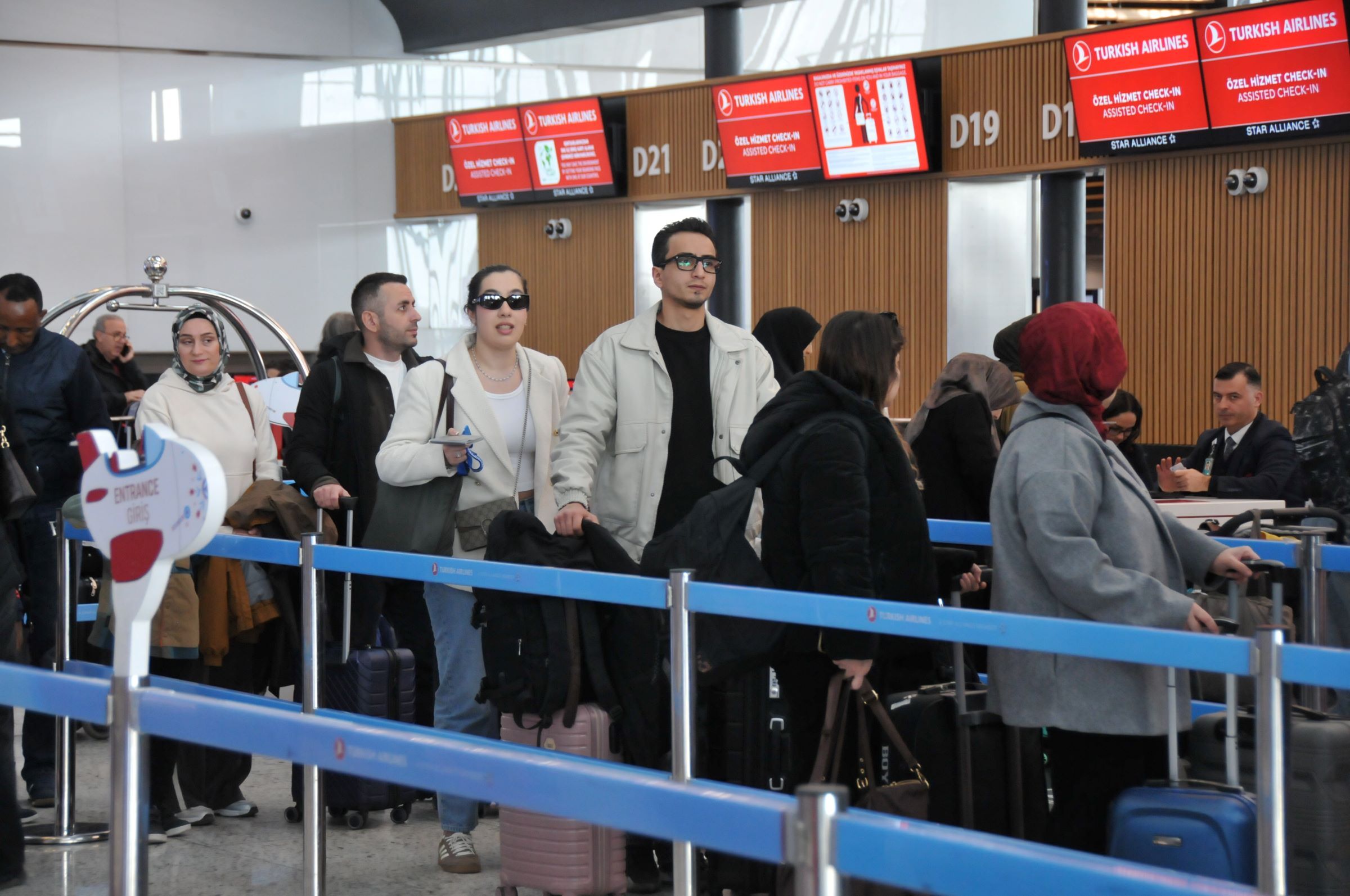 I S T A N B U L I S T A N B U L D A K I I K I H A V A L I M A N I N D 1220389 362910