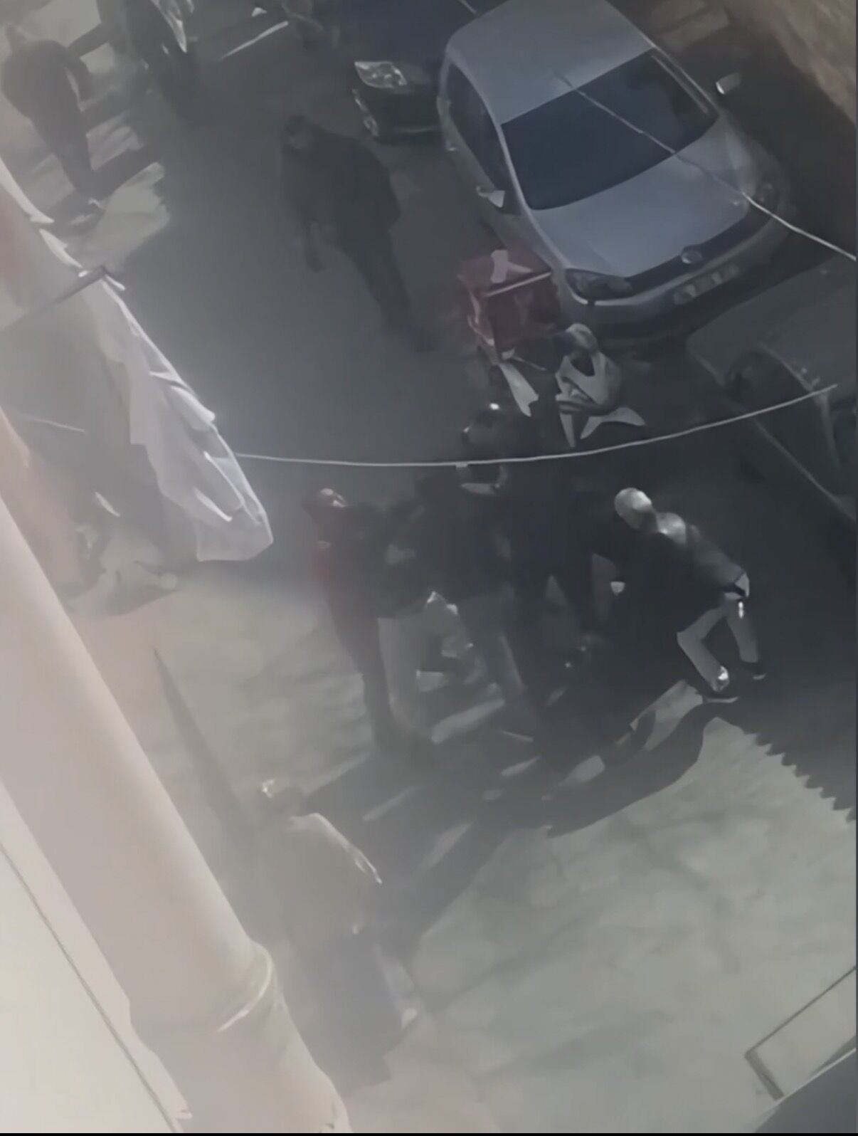 I S T A N B U L K A S I M P A S A’ D A A R A C I N A C A R P A N 1203069 357704