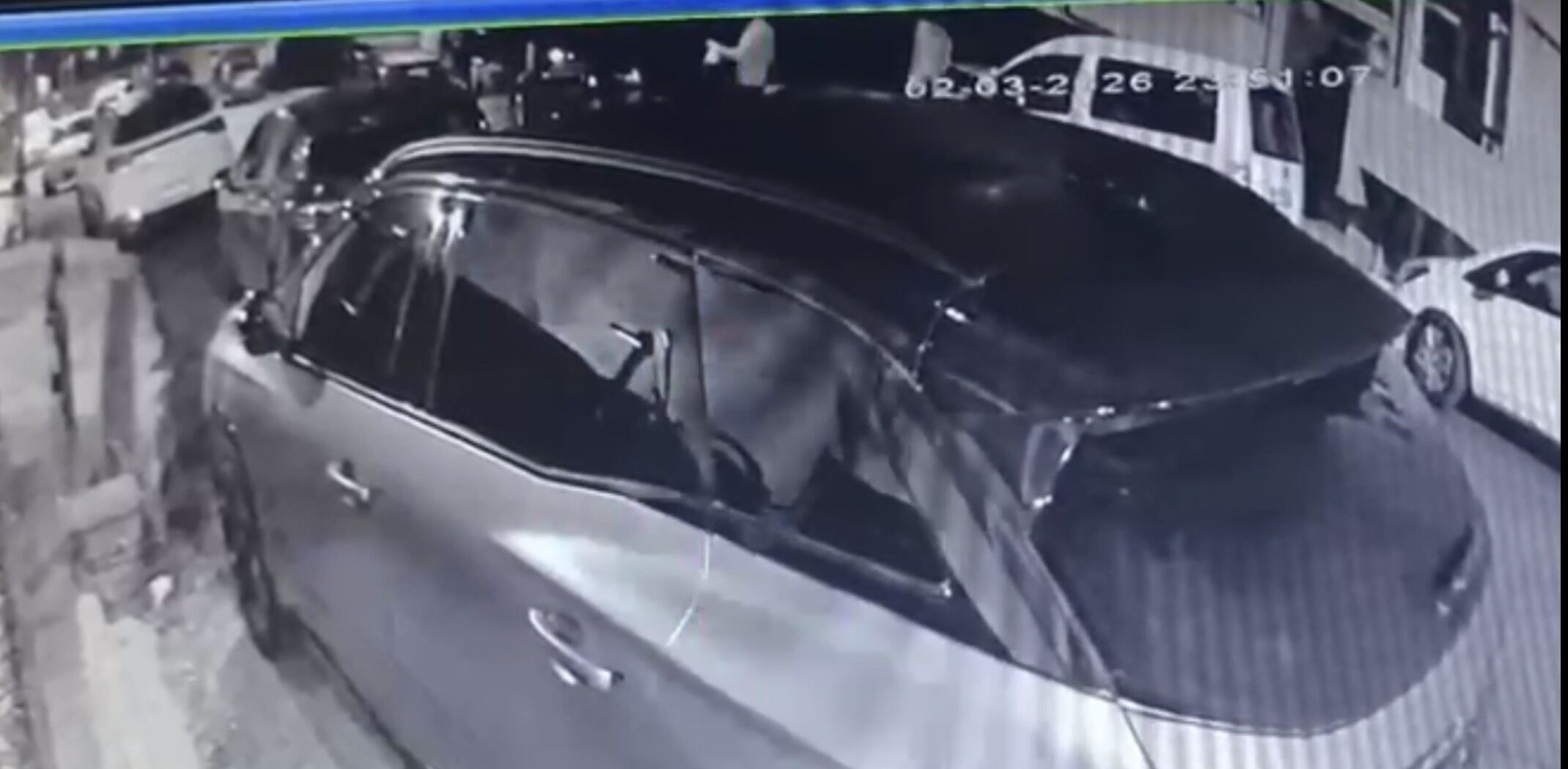 I S T A N B U L S A R I Y E R’ D E S I L A H L A H A V A Y A A T E 1201433 357293